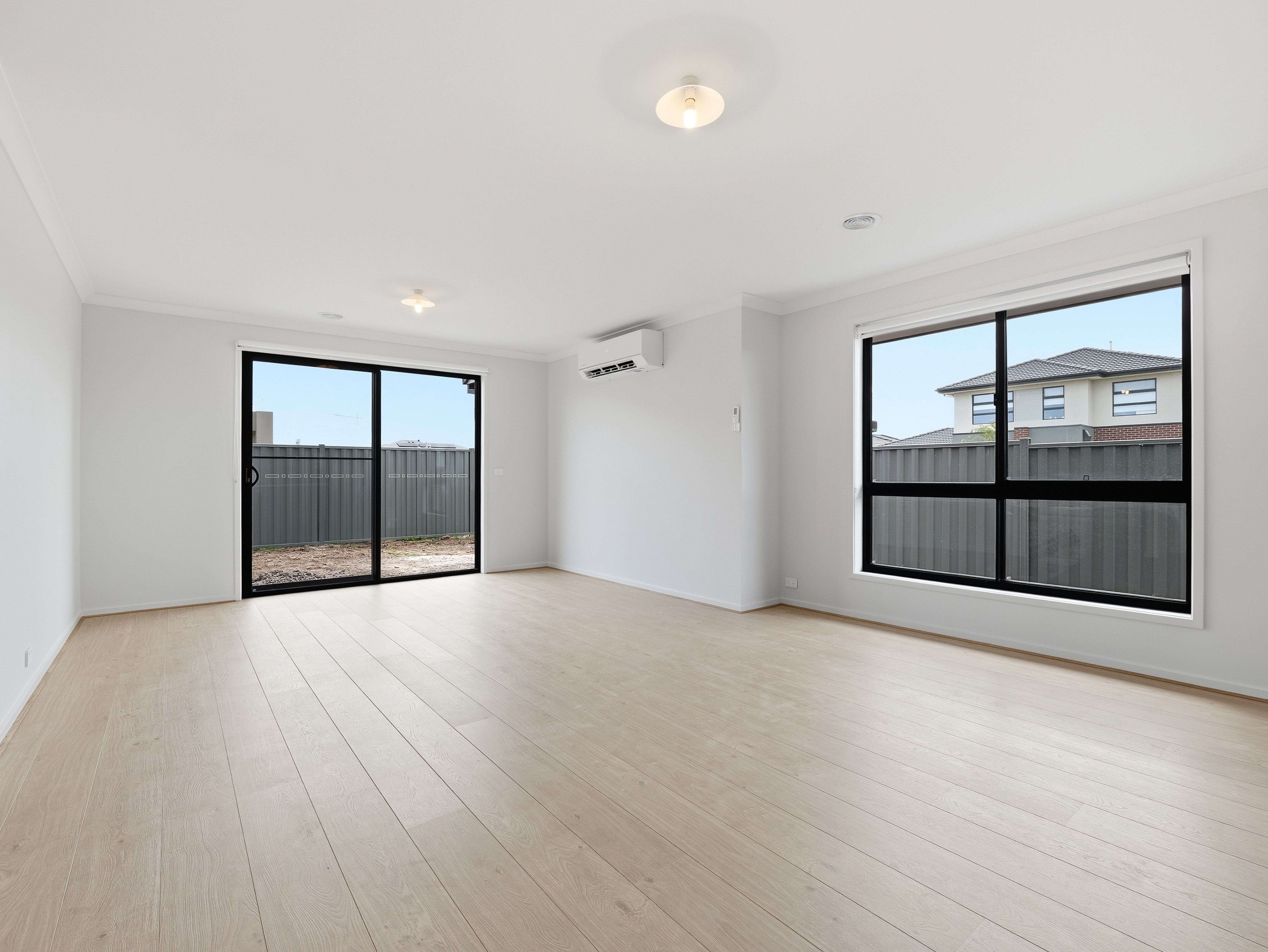 2 Flaxley Place, Werribee, VIC 3030