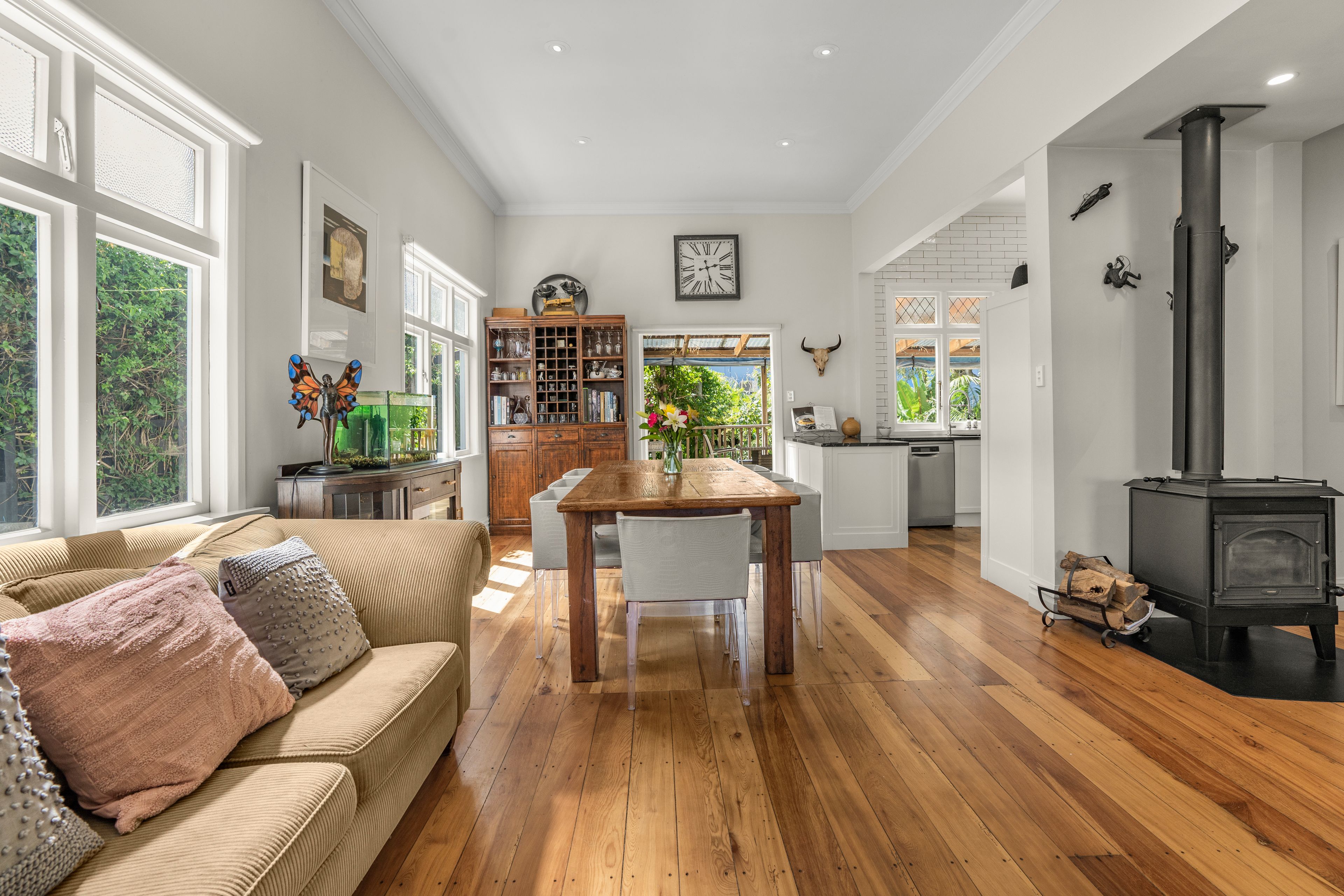 15 Campbell Terrace, Petone, Lower Hutt City
