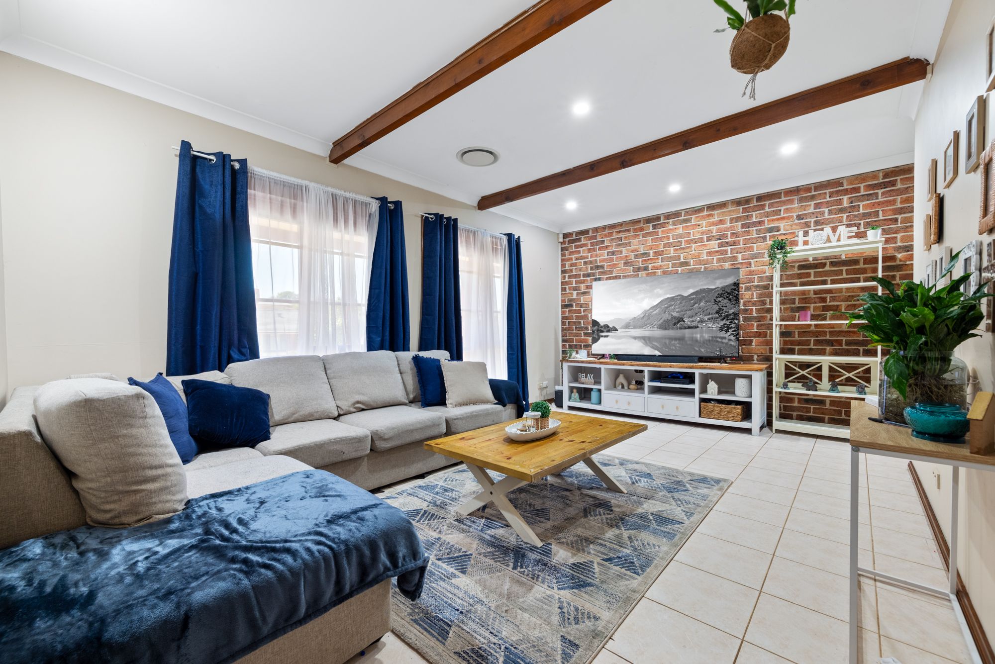 3 Grimwig Crescent, Ambarvale, NSW 2560