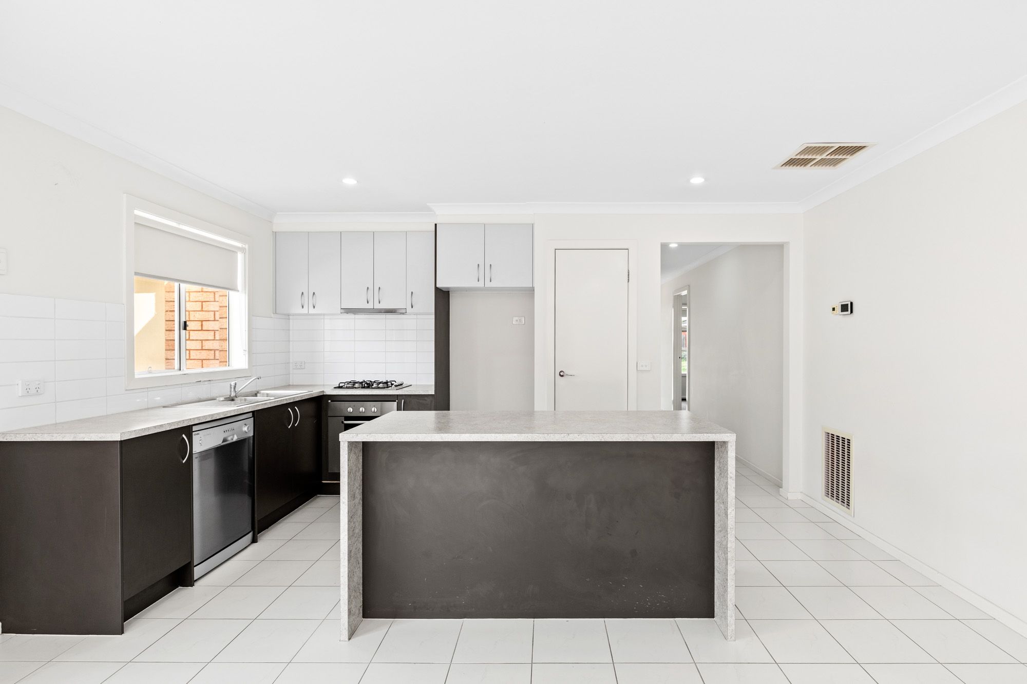 33 Phillip Drive, Wyndham Vale, VIC 3024