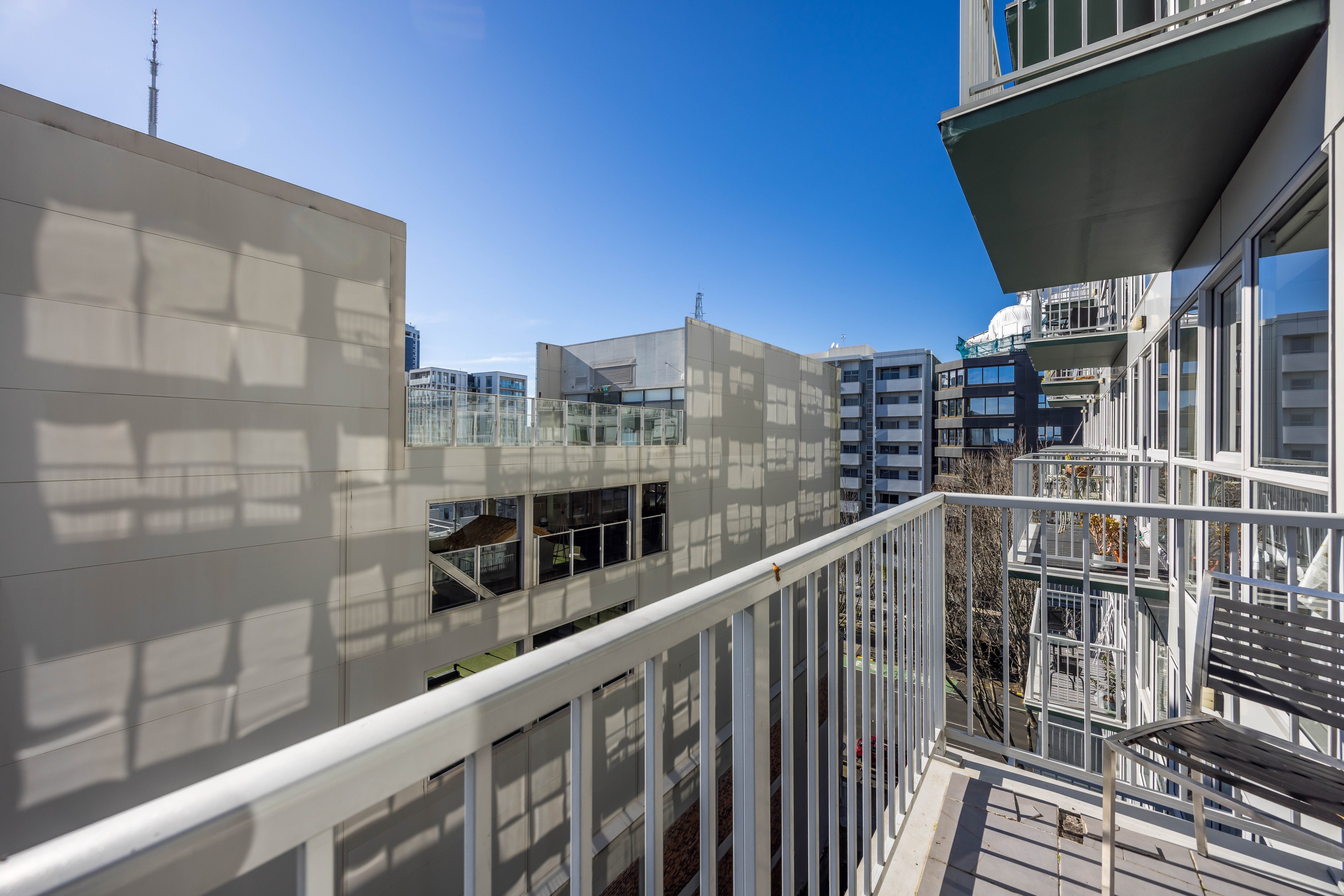 9J/189 Hobson Street, Auckland Central, Auckland City