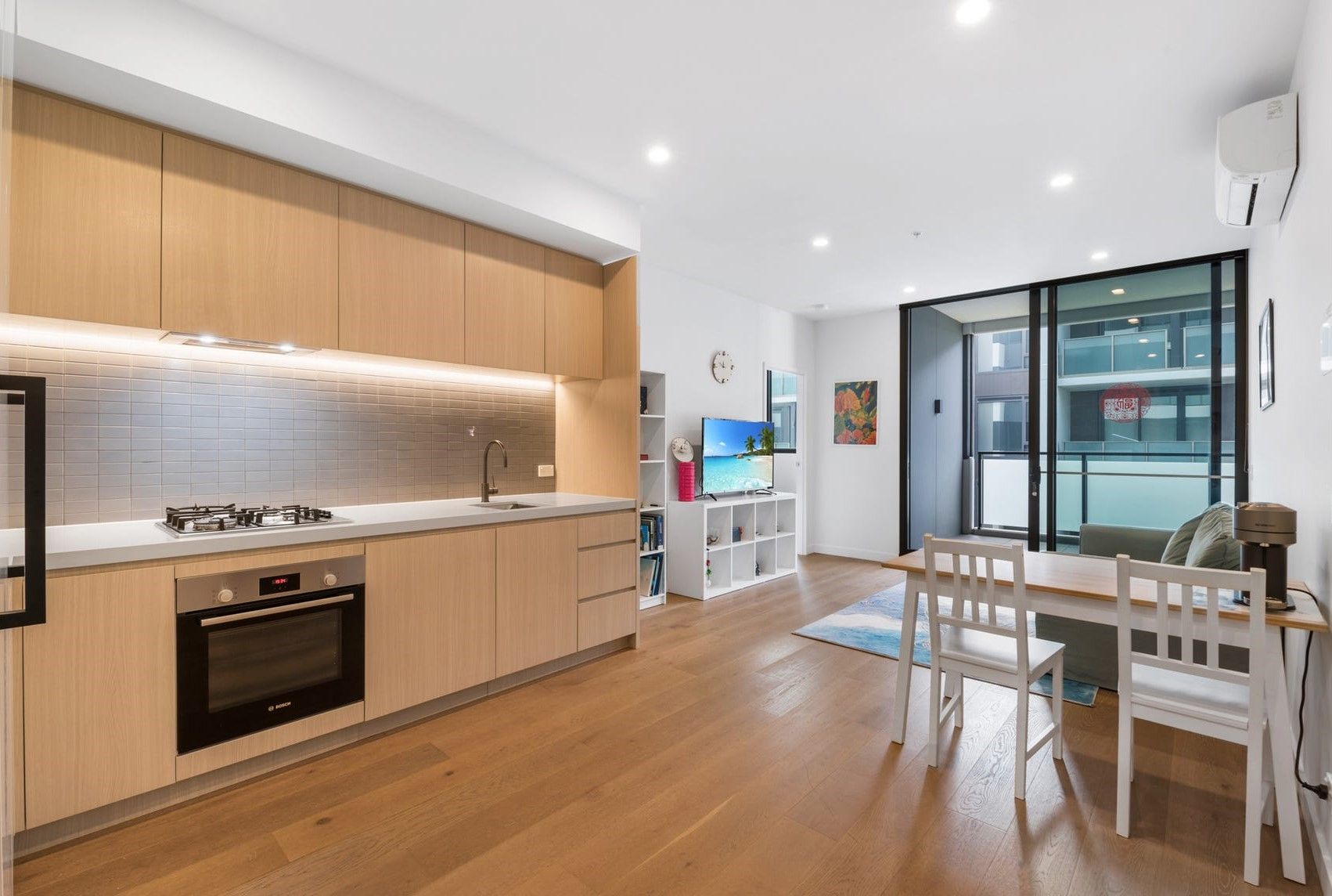 20 Lomandra Drive, Clayton South VIC 3169