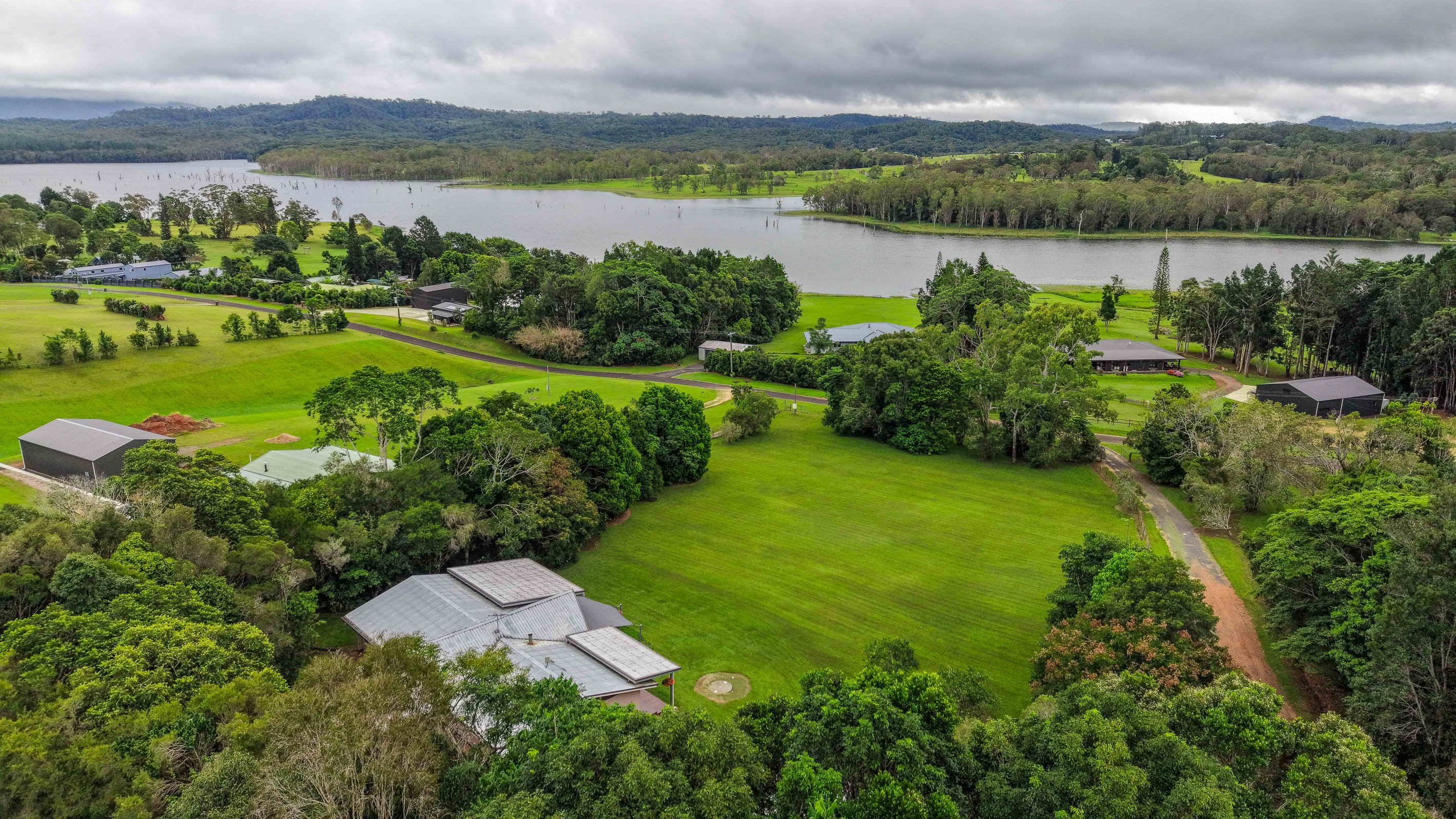11 Andrews Road, Barrine, QLD 4872