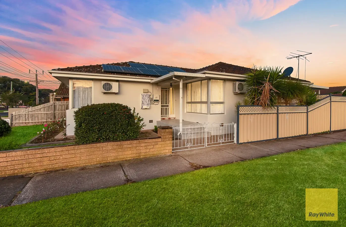 99 Hall Avenue, Altona Meadows, VIC 3028