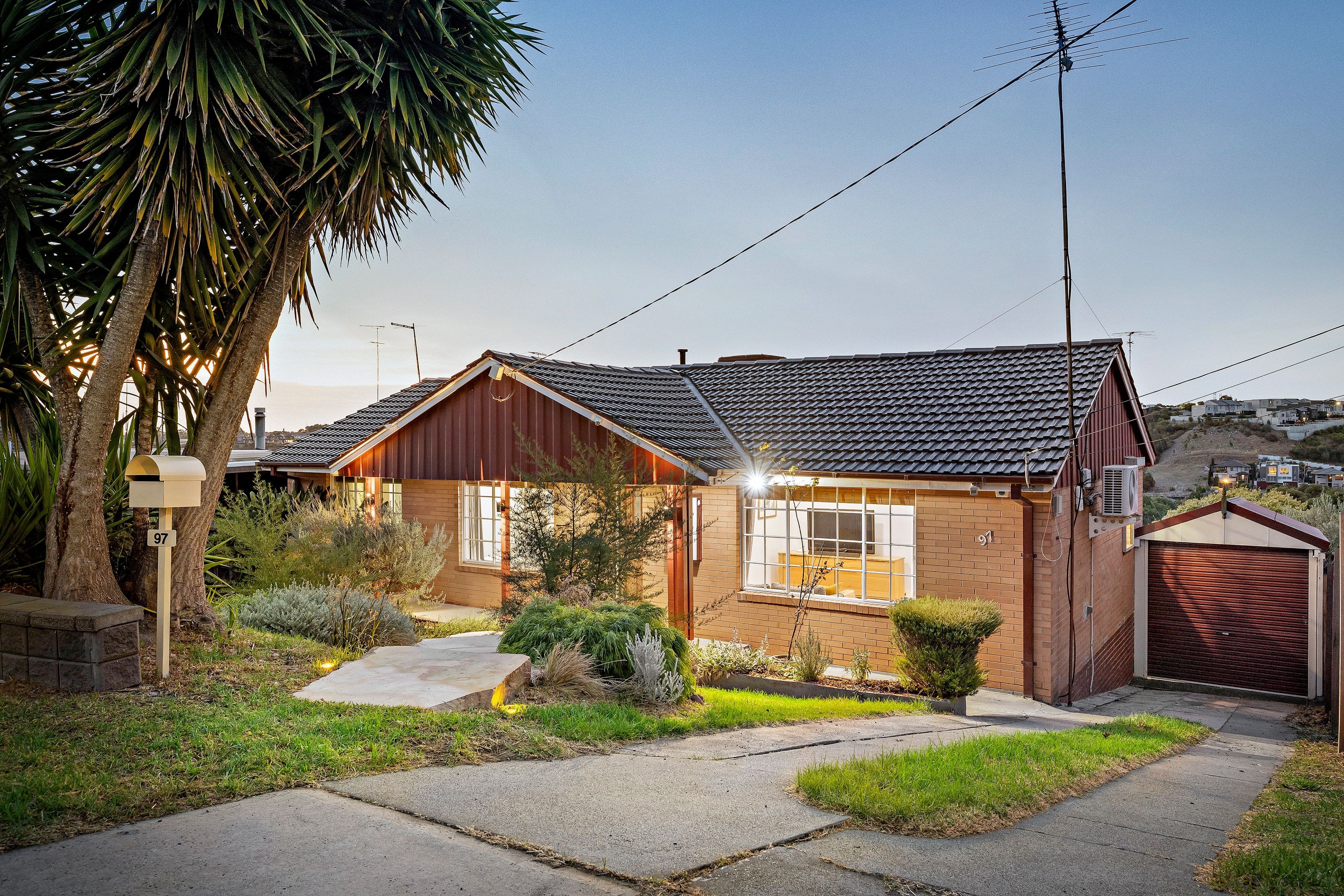 97 Outlook Drive, Glenroy VIC 3046