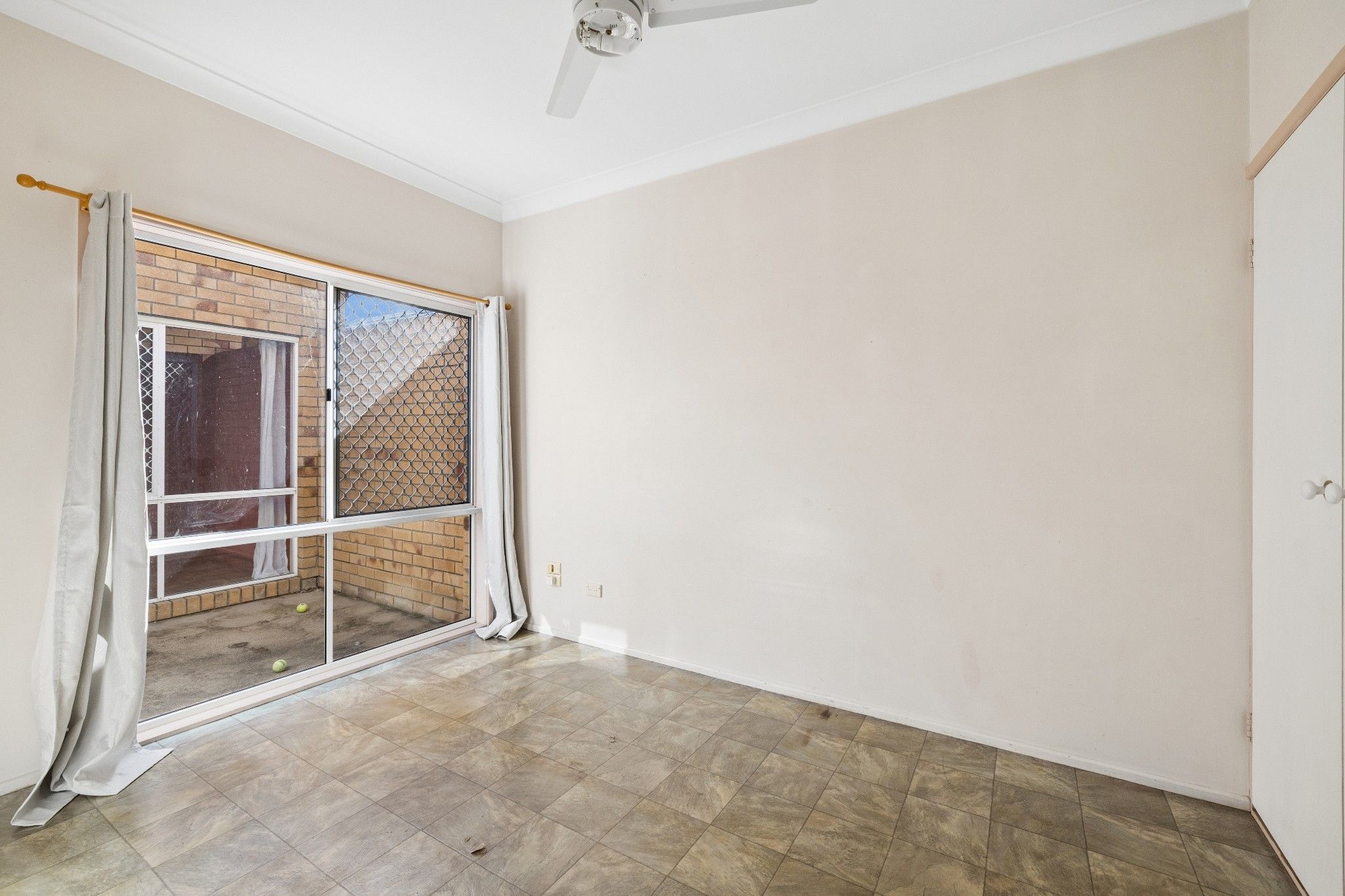 73 Goman Street — photo 7 of 18