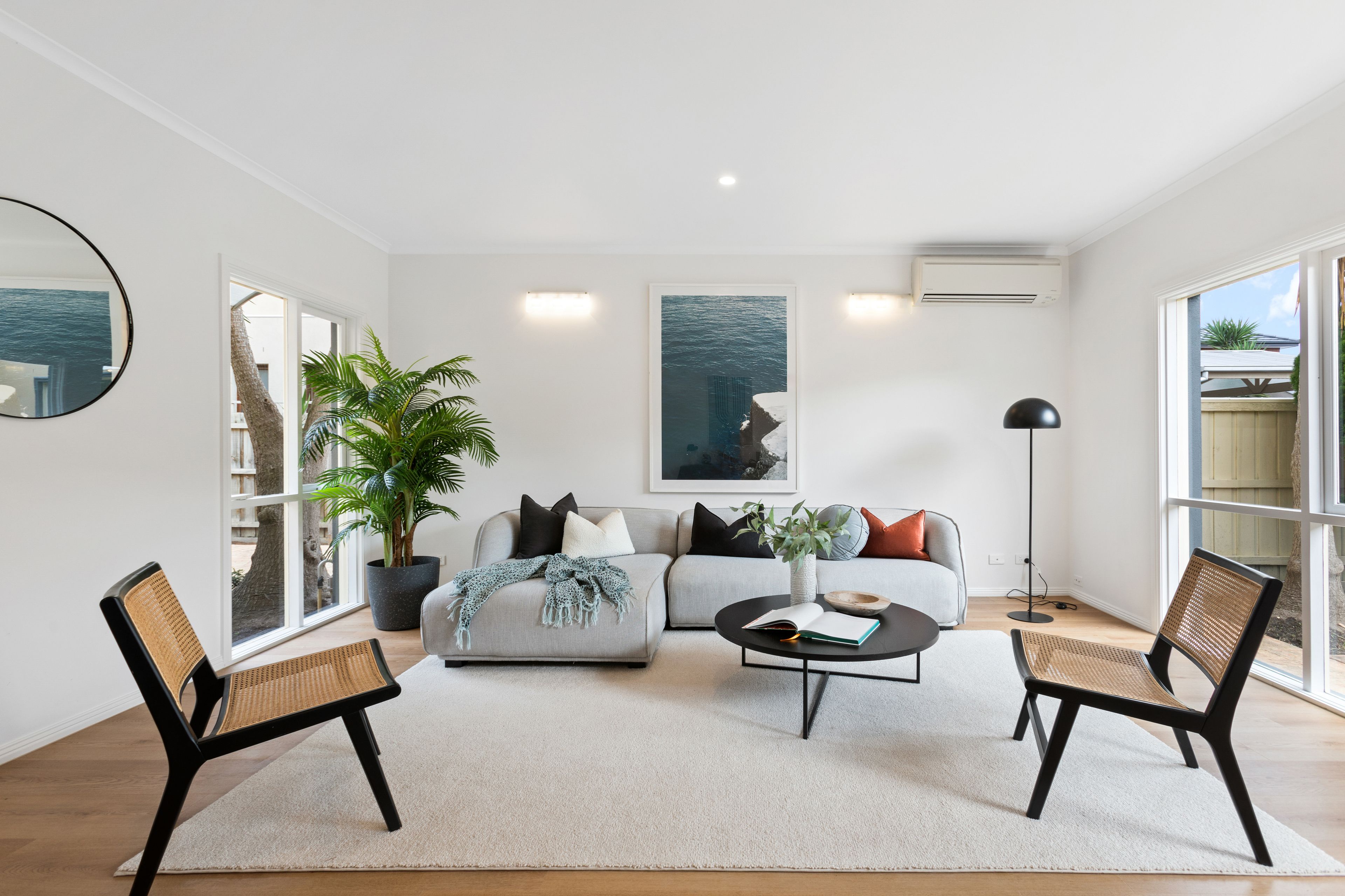 2/15 Caleb Street, Bentleigh East, VIC 3165