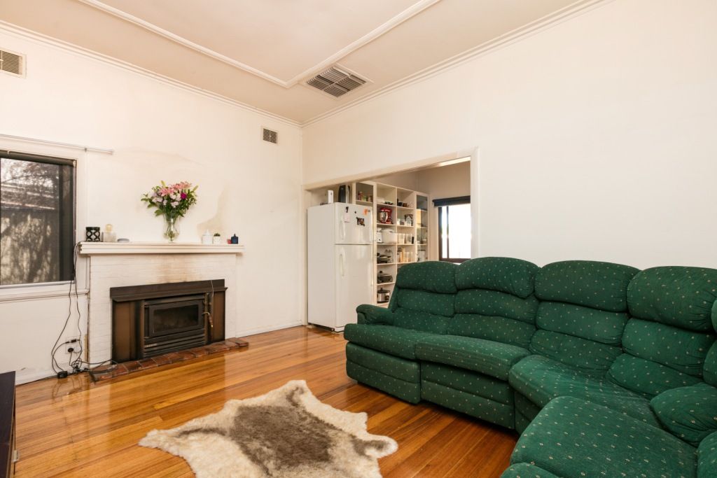 79 Cherry Avenue, Mildura, VIC 3500