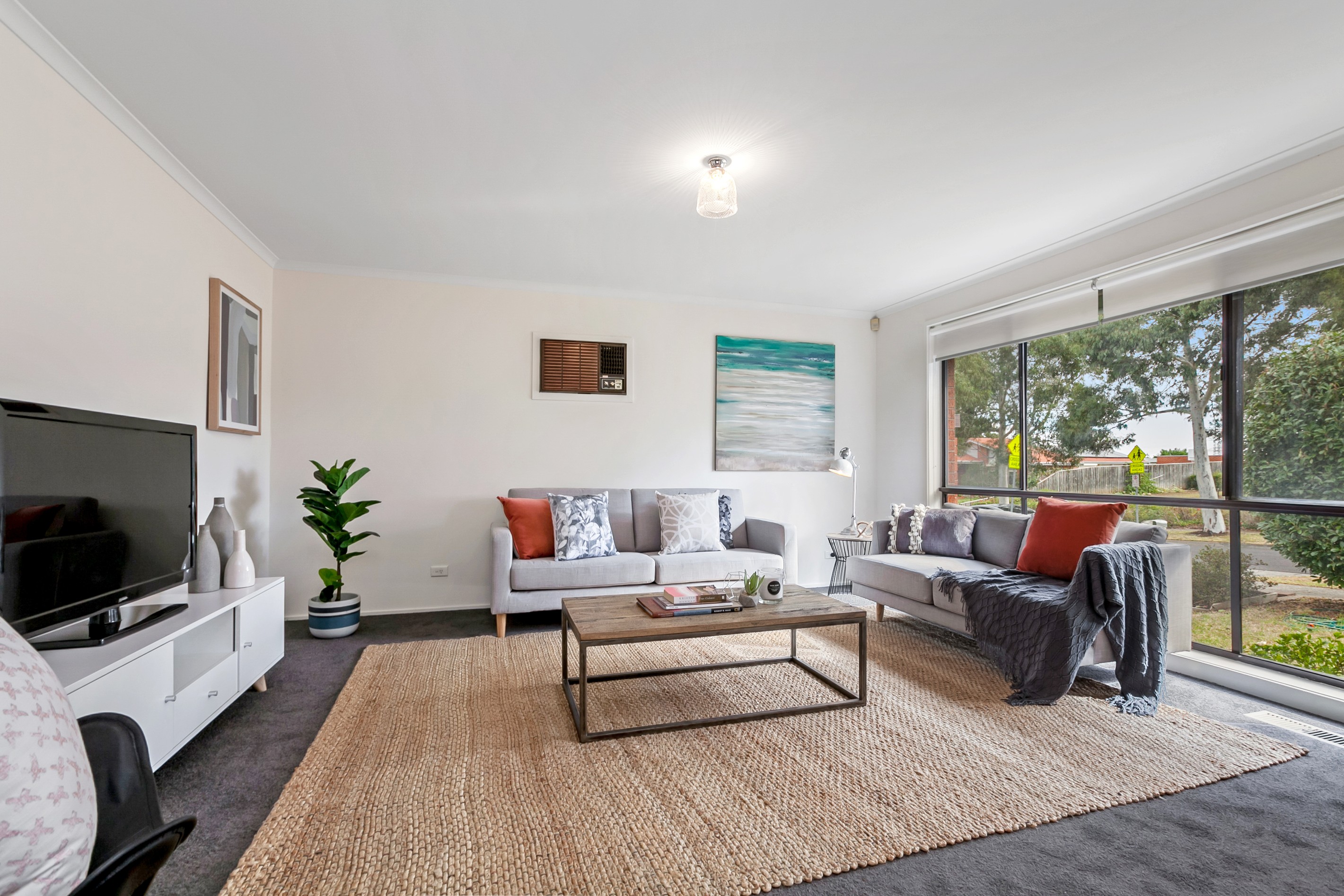33 Tonelli Crescent, Mill Park, VIC 3082