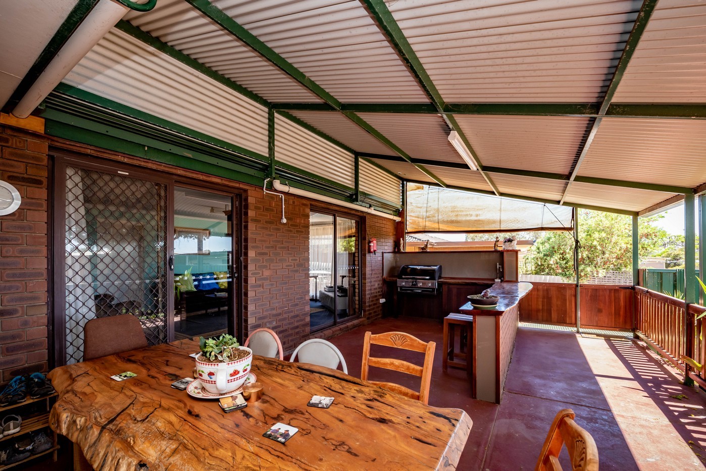 16 Mellows Place, Rangeway, WA 6530