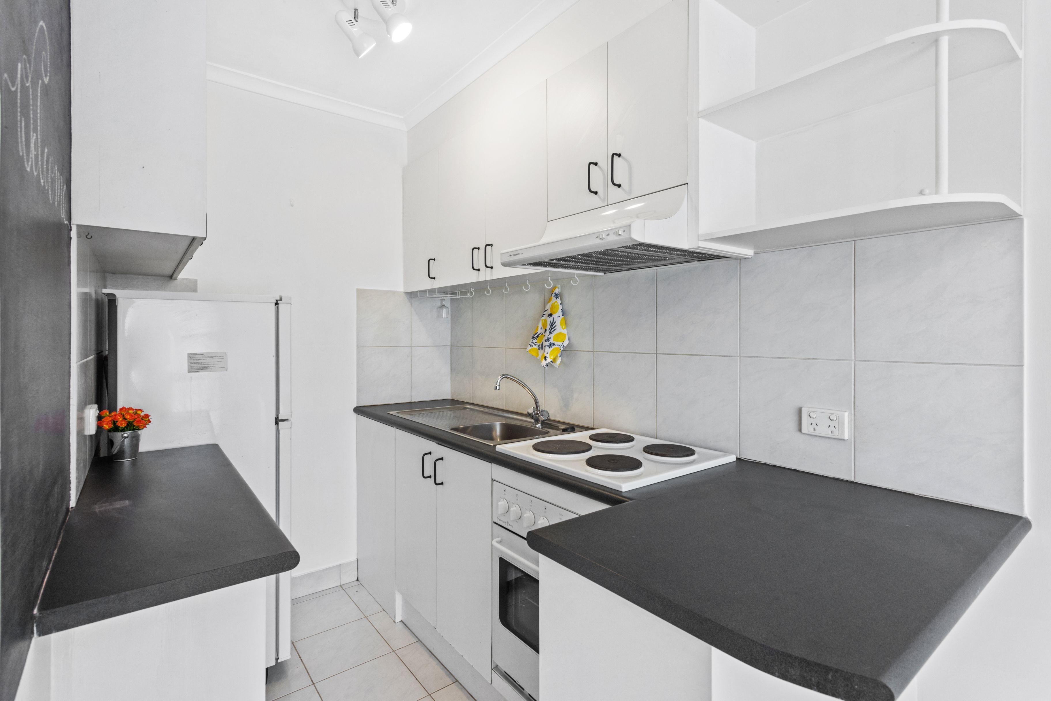 9/6 Walnut Street, Carnegie, VIC 3163