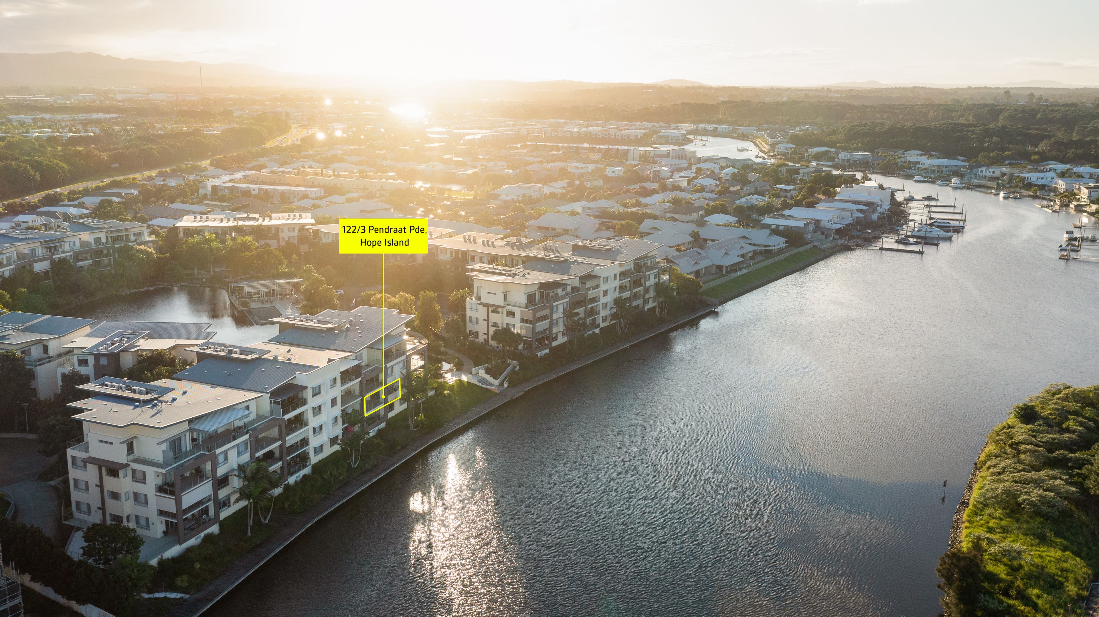 122/3 Pendraat Parade 'Ilanah Aqua', Hope Island, QLD 4212