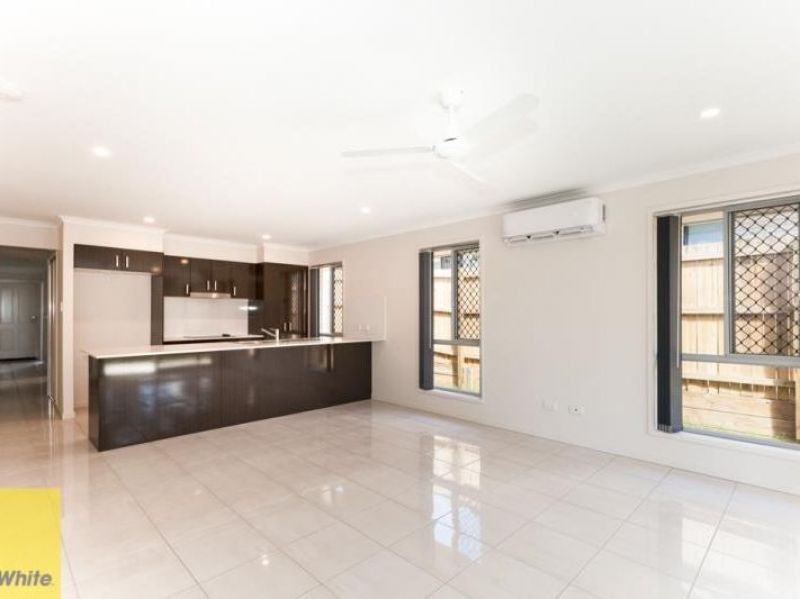 16 Wattlebird Court, Redbank Plains, QLD 4301