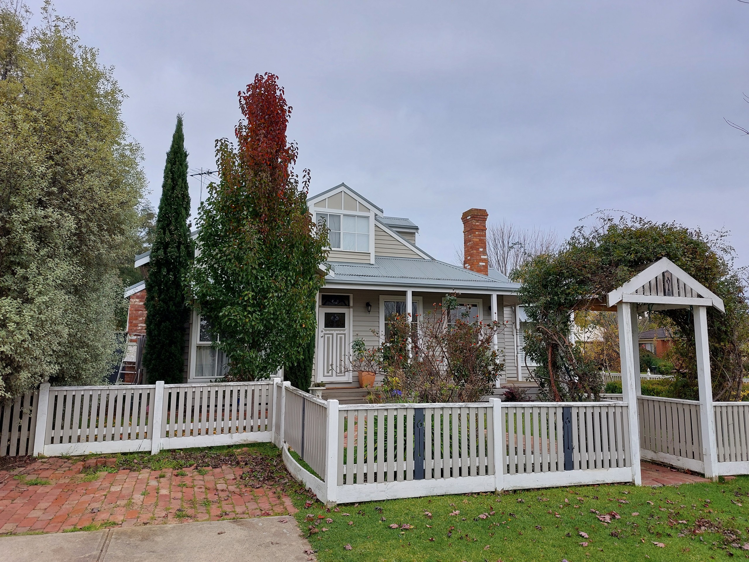 17 Lancaster Way, Beaconsfield, VIC 3807