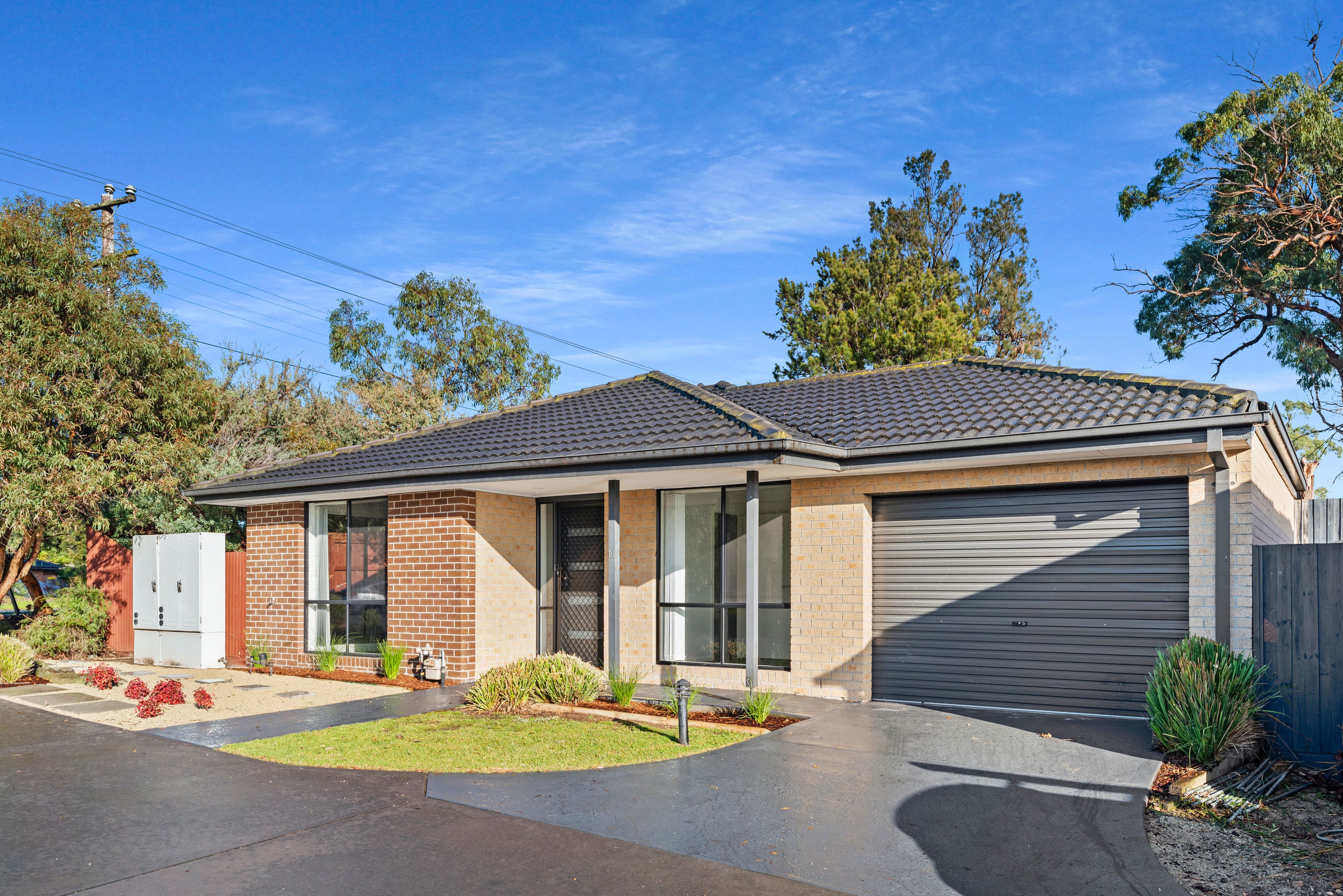 51 Hall Road, Carrum Downs VIC 3201