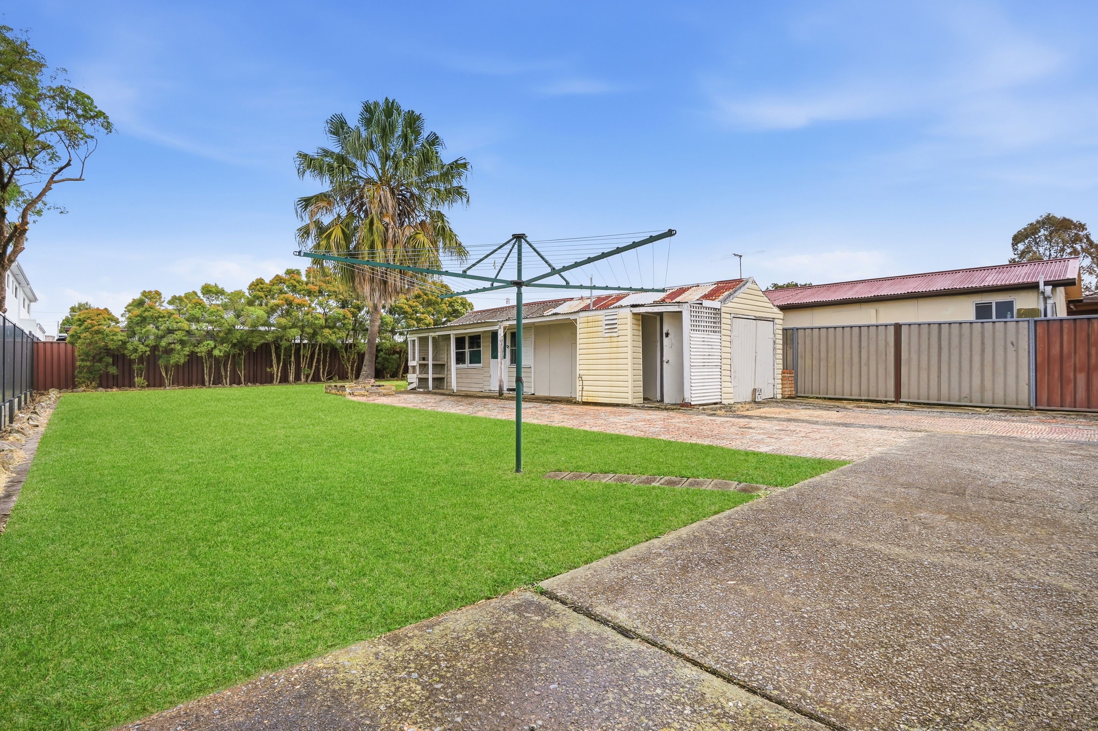 46 Brooker Street — photo 12 of 12