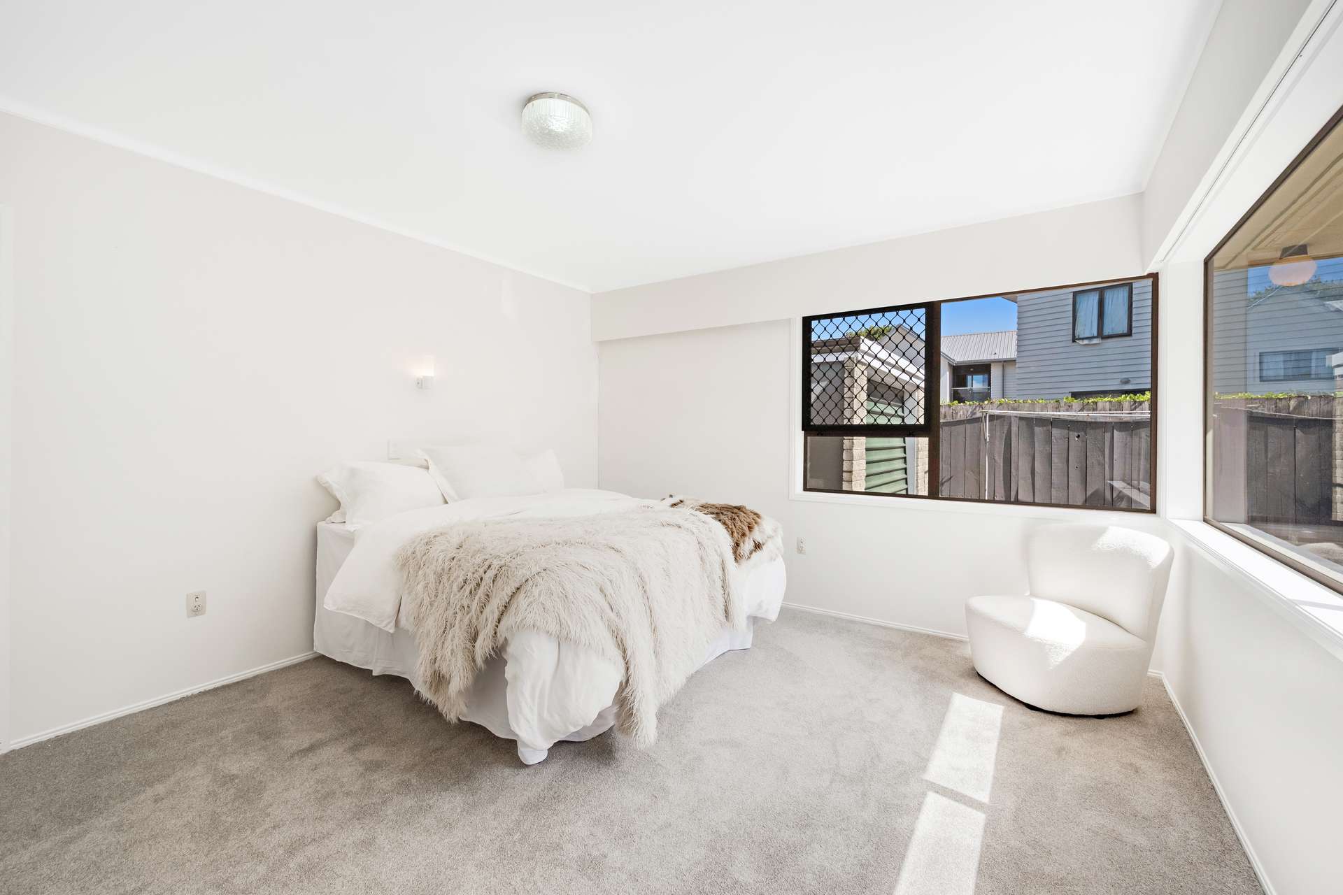 3/248 St George Street photo 12