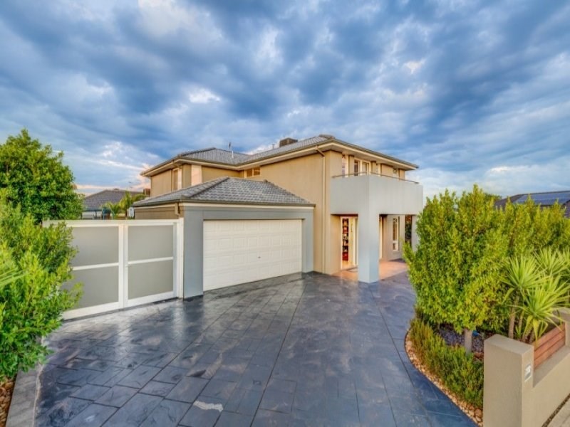 42 Rose Grange Boulevard, Tarneit, VIC 3029