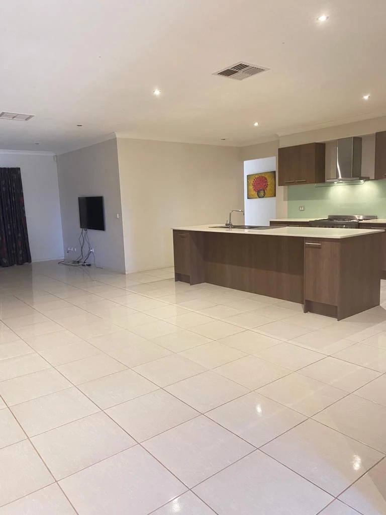 33 Orlando Drive, Truganina, VIC 3029