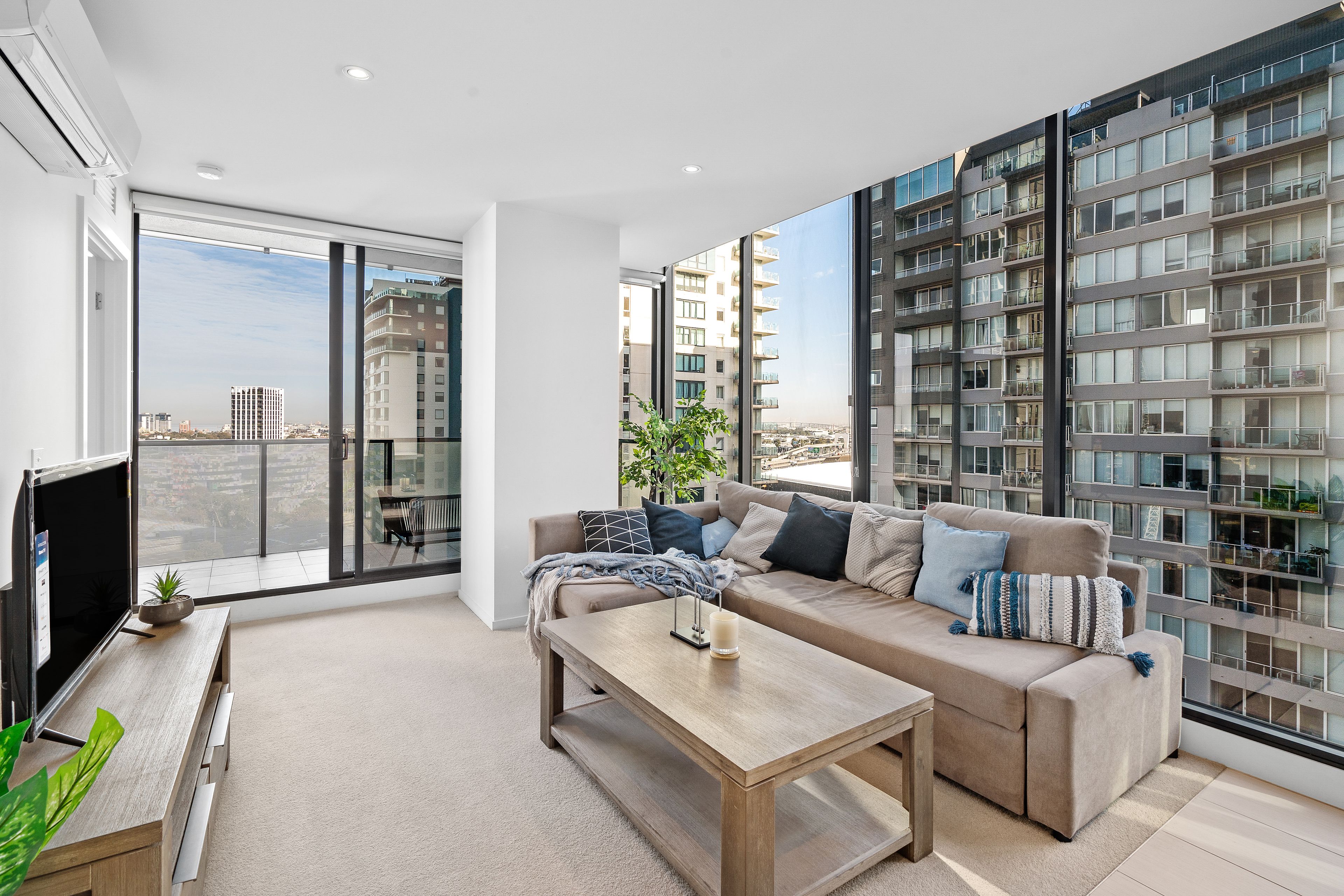 1406/50 Haig Street, Southbank, VIC 3006
