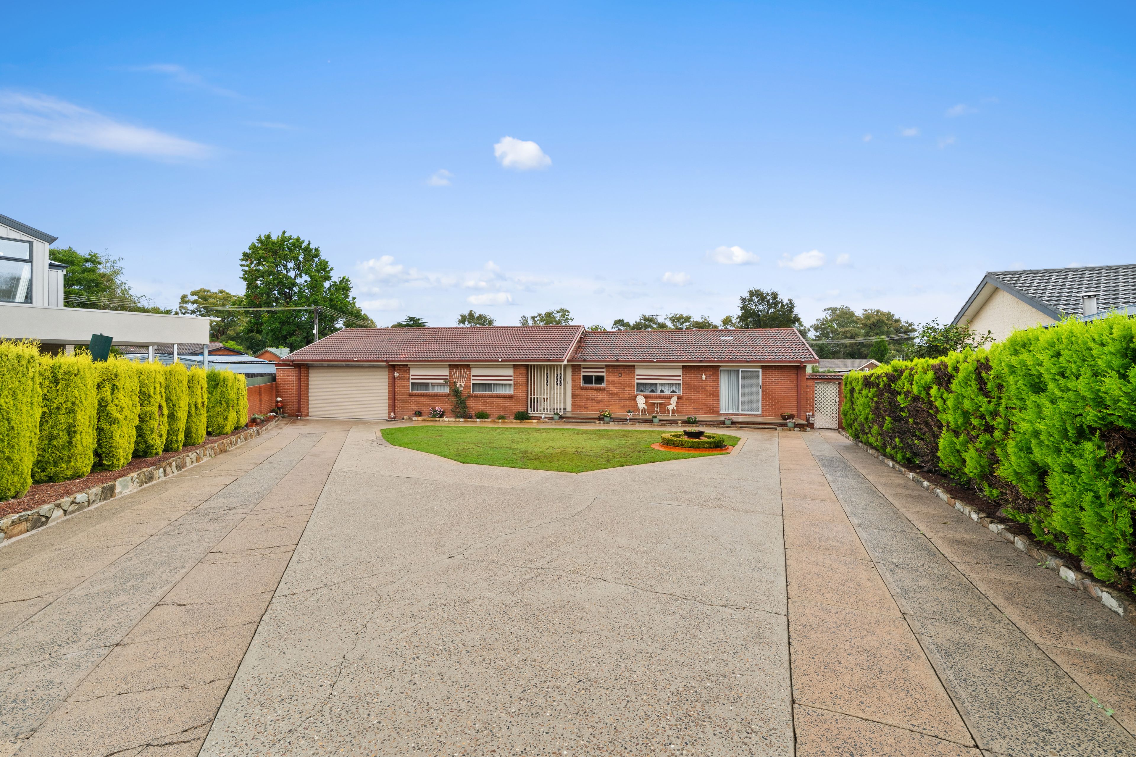 8 Jevons Place, Page, ACT 2614