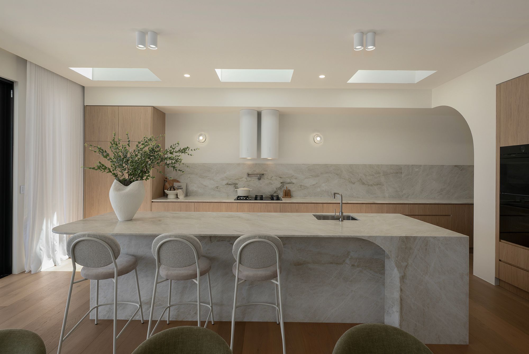 47 Vatakoula Parade, Mermaid Waters, QLD 4218