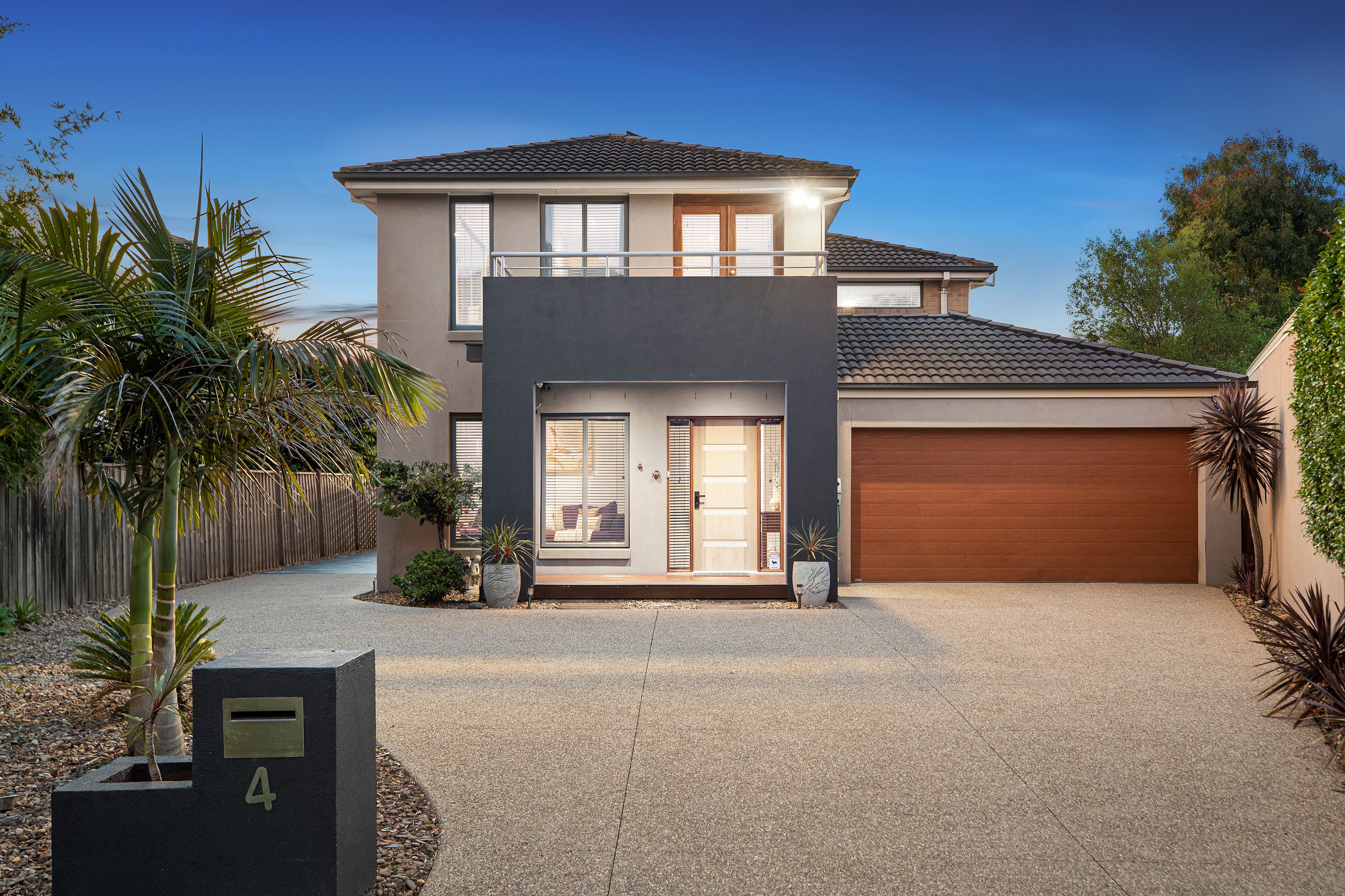 4 Taree Court, Ferntree Gully, VIC 3156