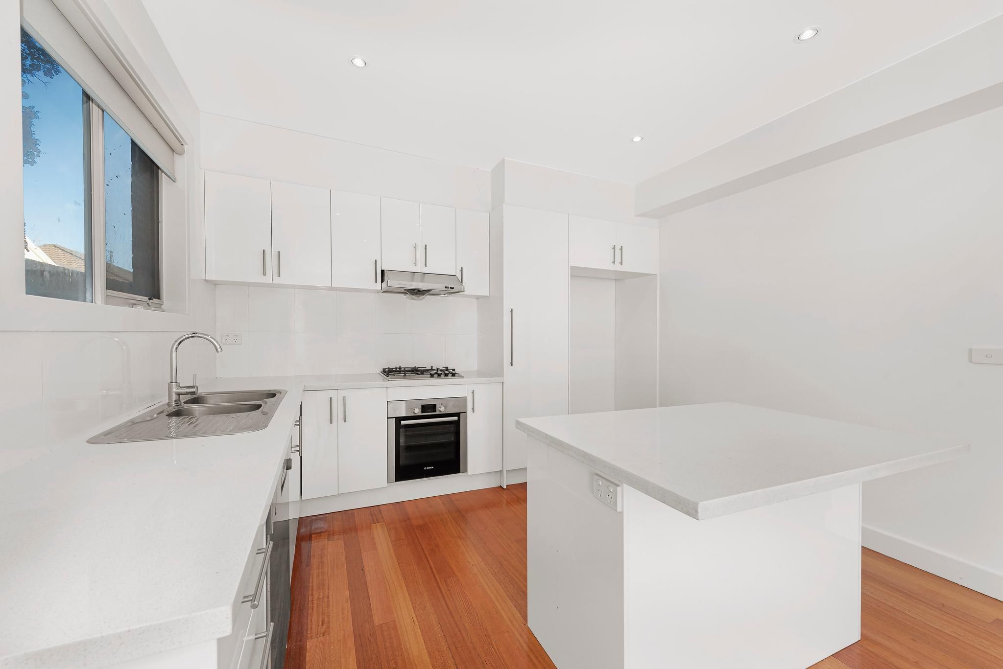 3/10 Newbigin Street, Burwood, VIC 3125