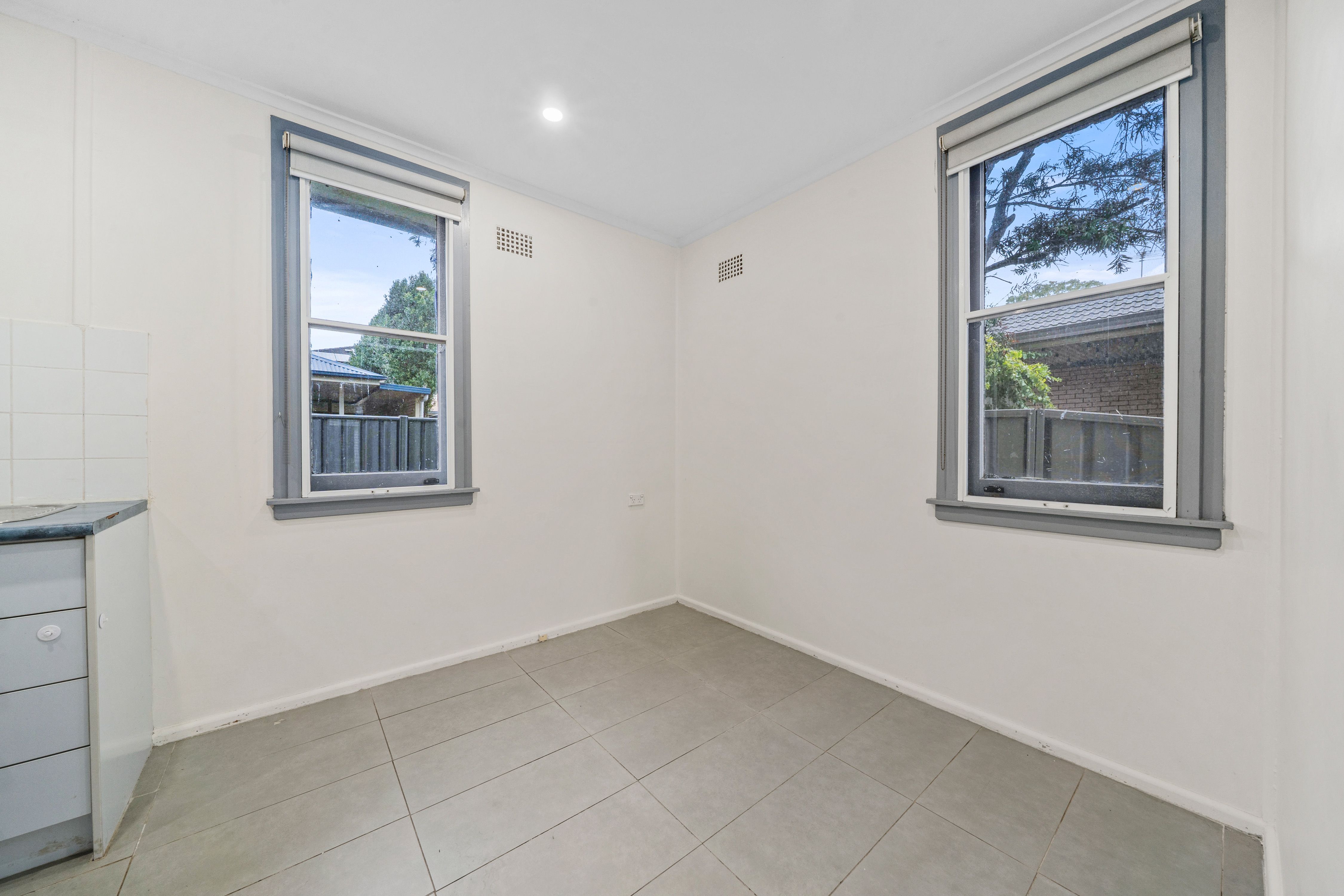 42 Eton Road — photo 5 of 15