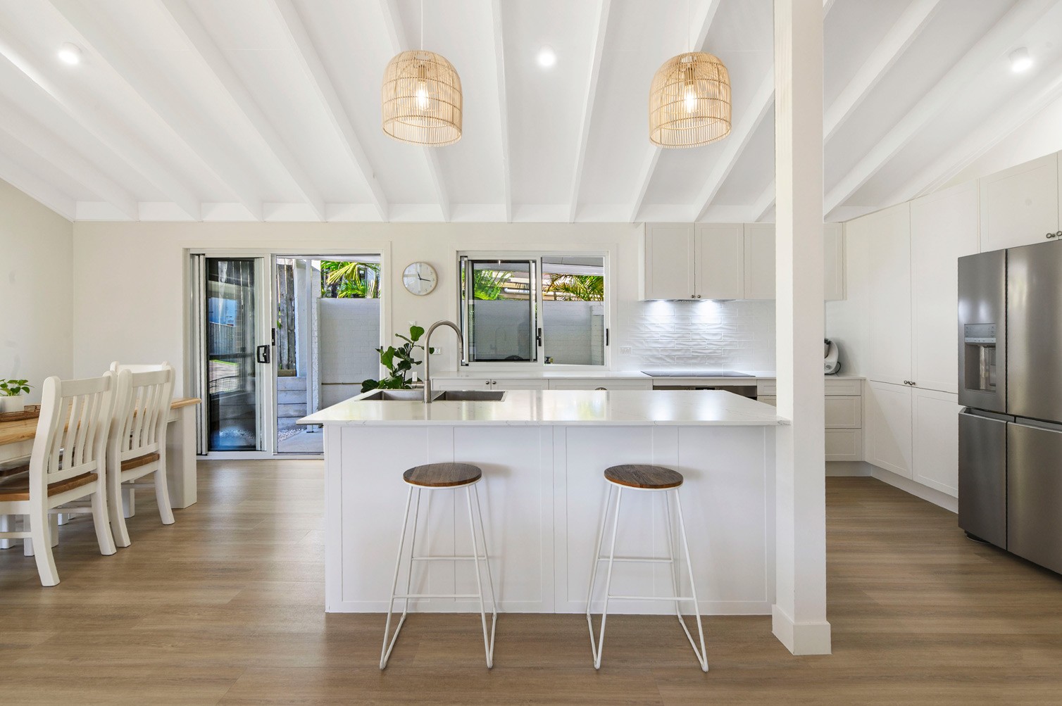 6 Lowanna Drive, Ashmore, QLD 4214