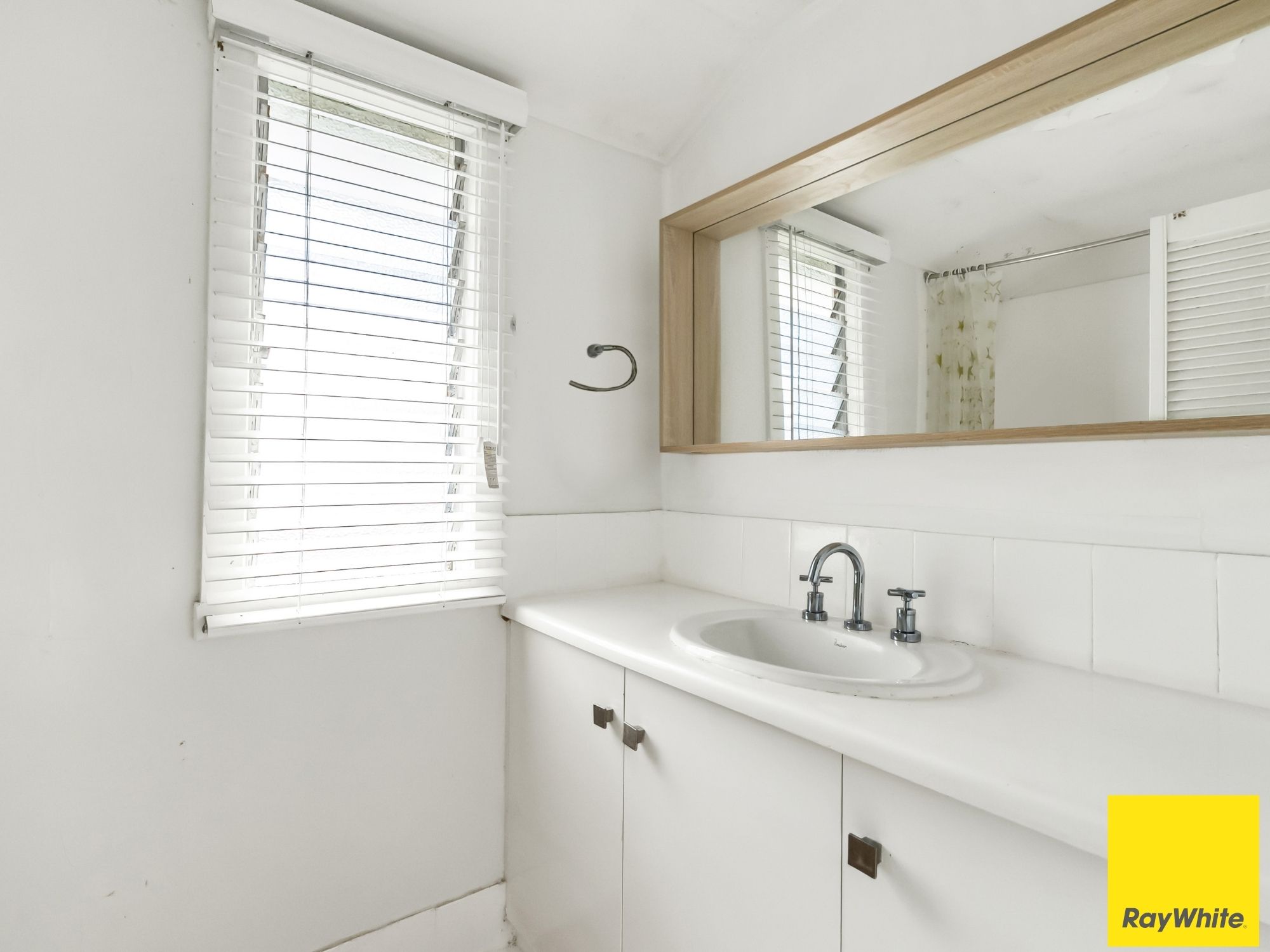 108A Callaghan Street — photo 10 of 19