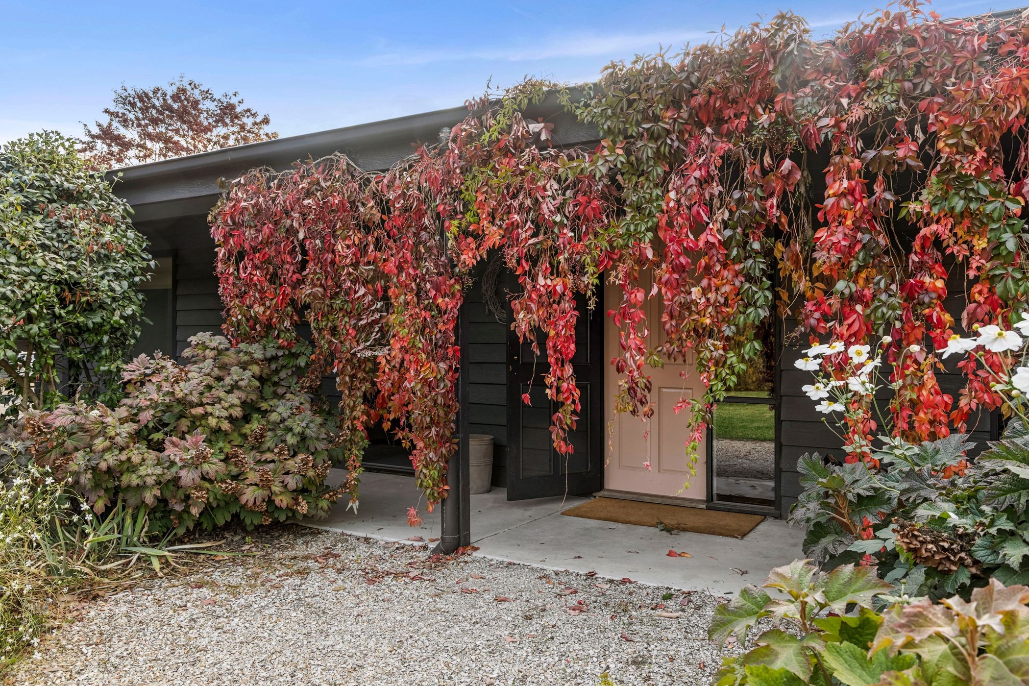 8 Lodgewood Road, Woodend, VIC 3442