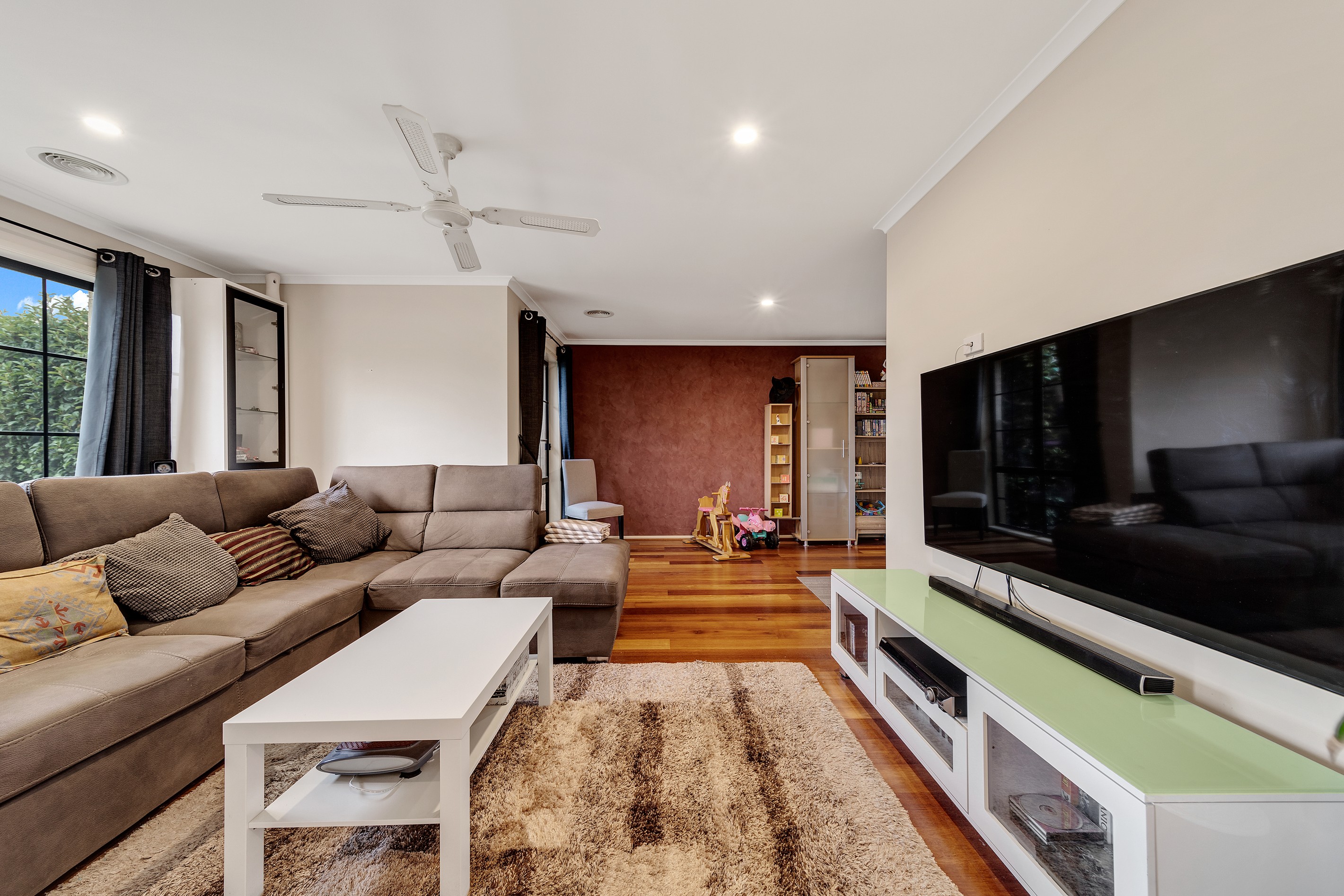 33 Dulverton Crescent, Amaroo, ACT 2914