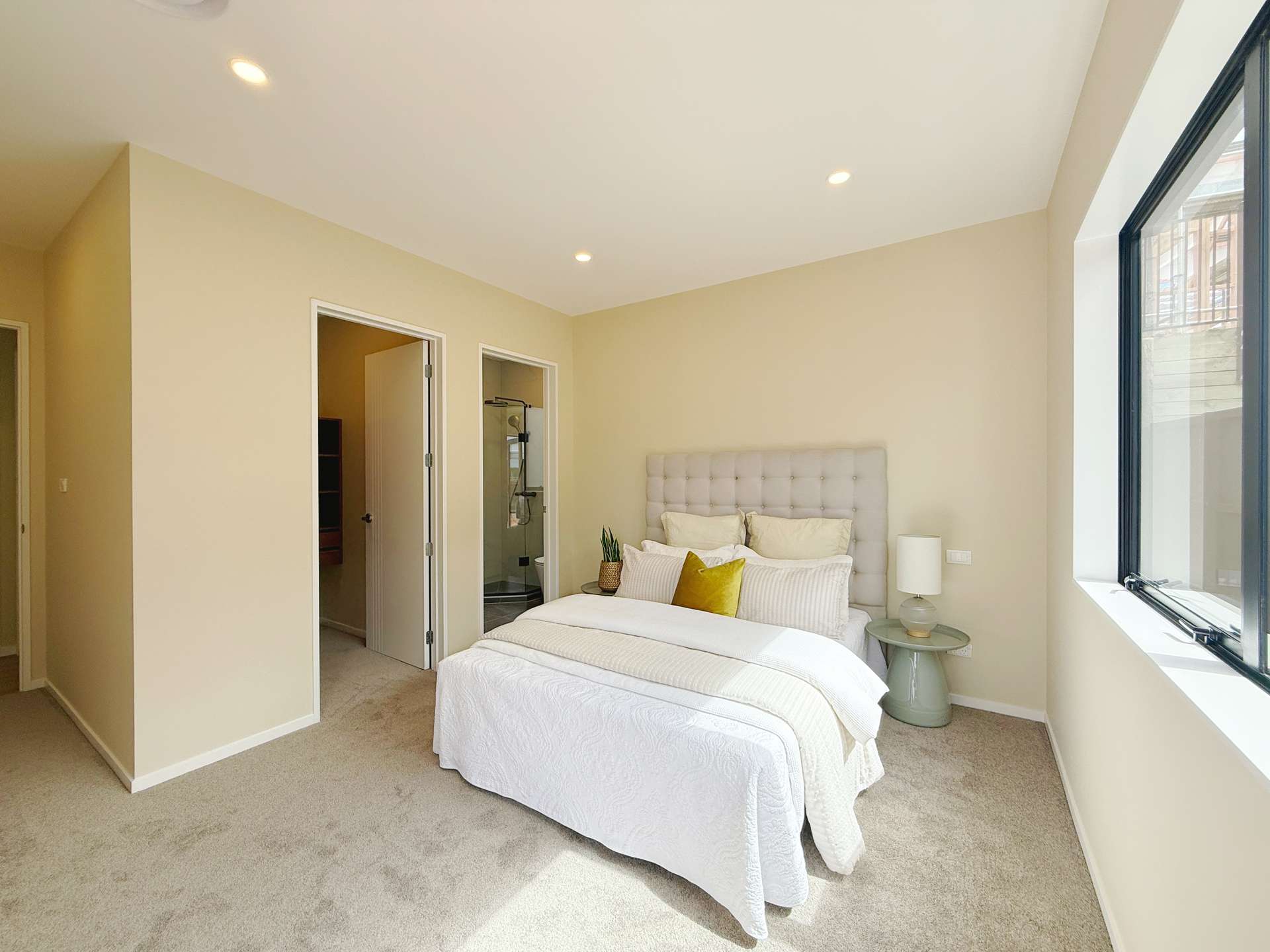 60 Tipu Crescent photo 9