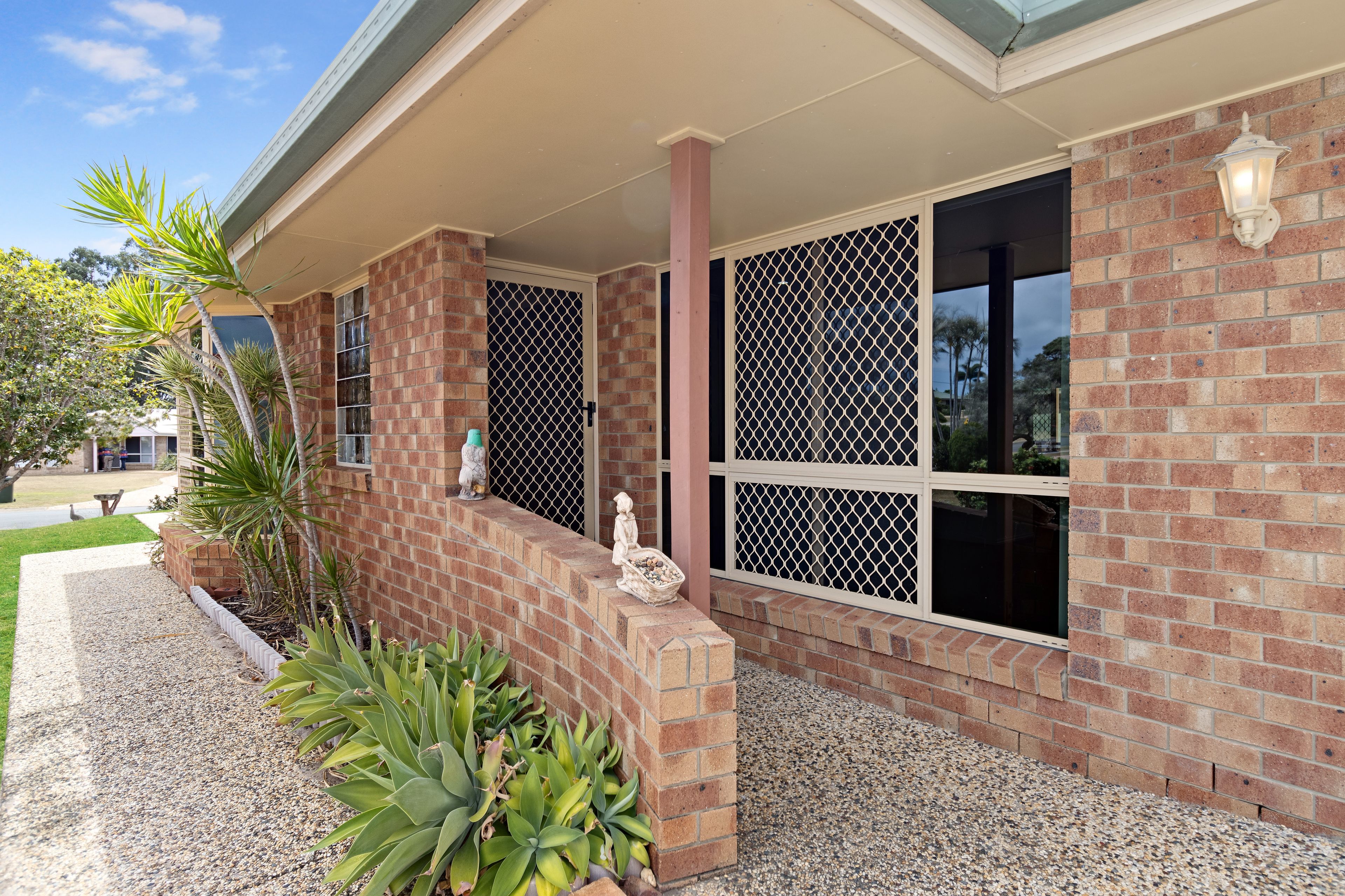 17-19 Haupt Avenue, Pialba, QLD 4655