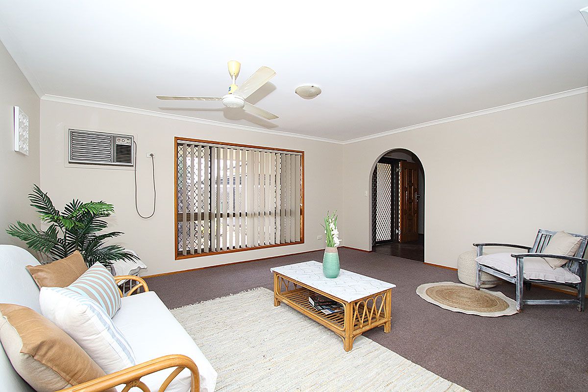49 Edwards Street, Flinders View, QLD 4305