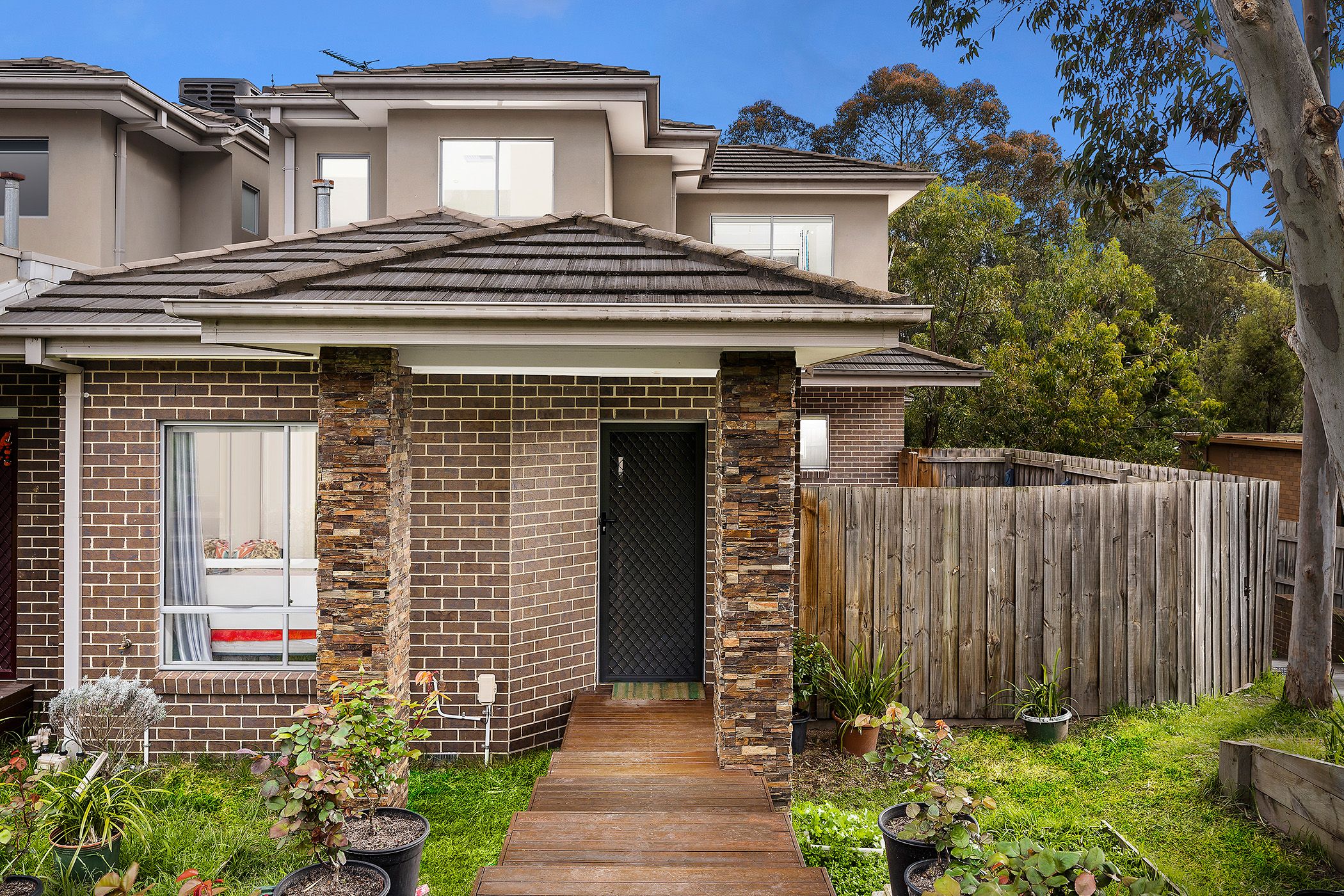 18 Cabena Crescent, Chadstone VIC 3148