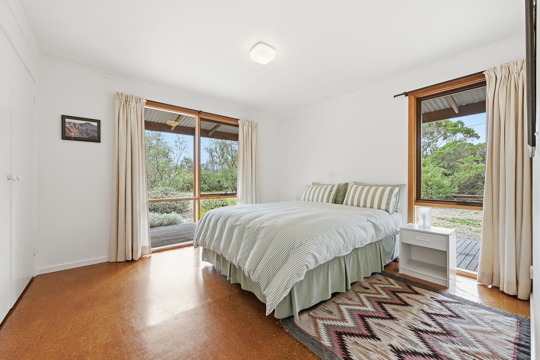 811 Lees Road — photo 9 of 16