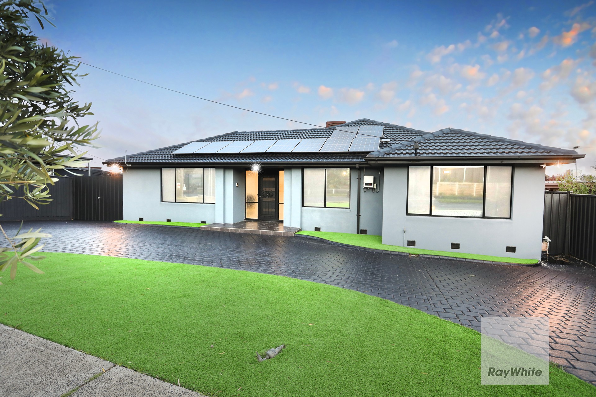 61 Lyndhurst Road, Gladstone Park, VIC 3043