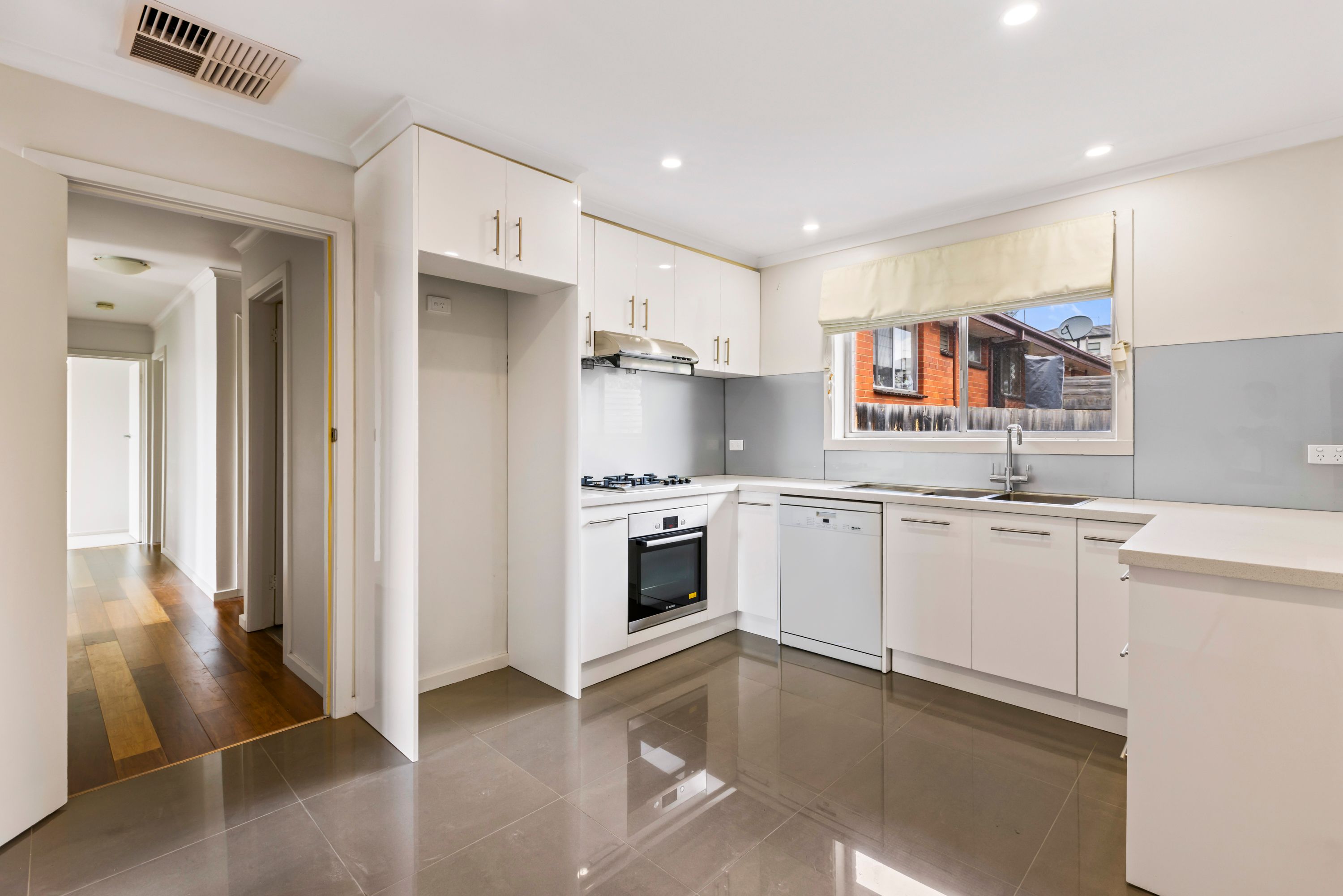 2/1 Adrienne Crescent, Mount Waverley, VIC 3149