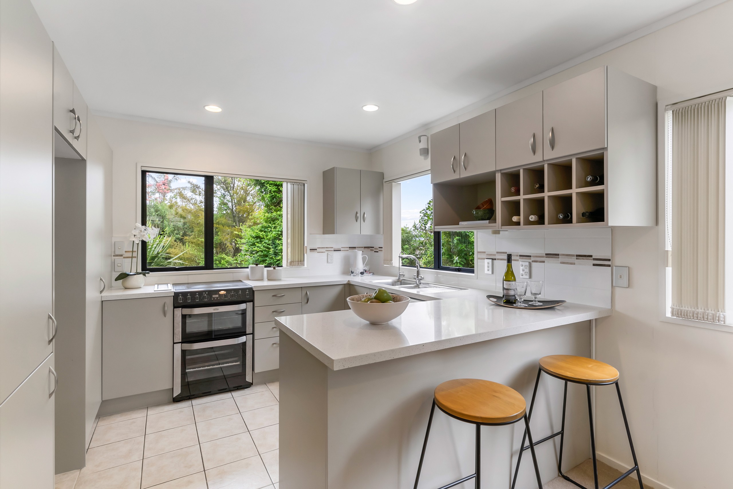 2/894 East Coast Road, Northcross, North Shore City