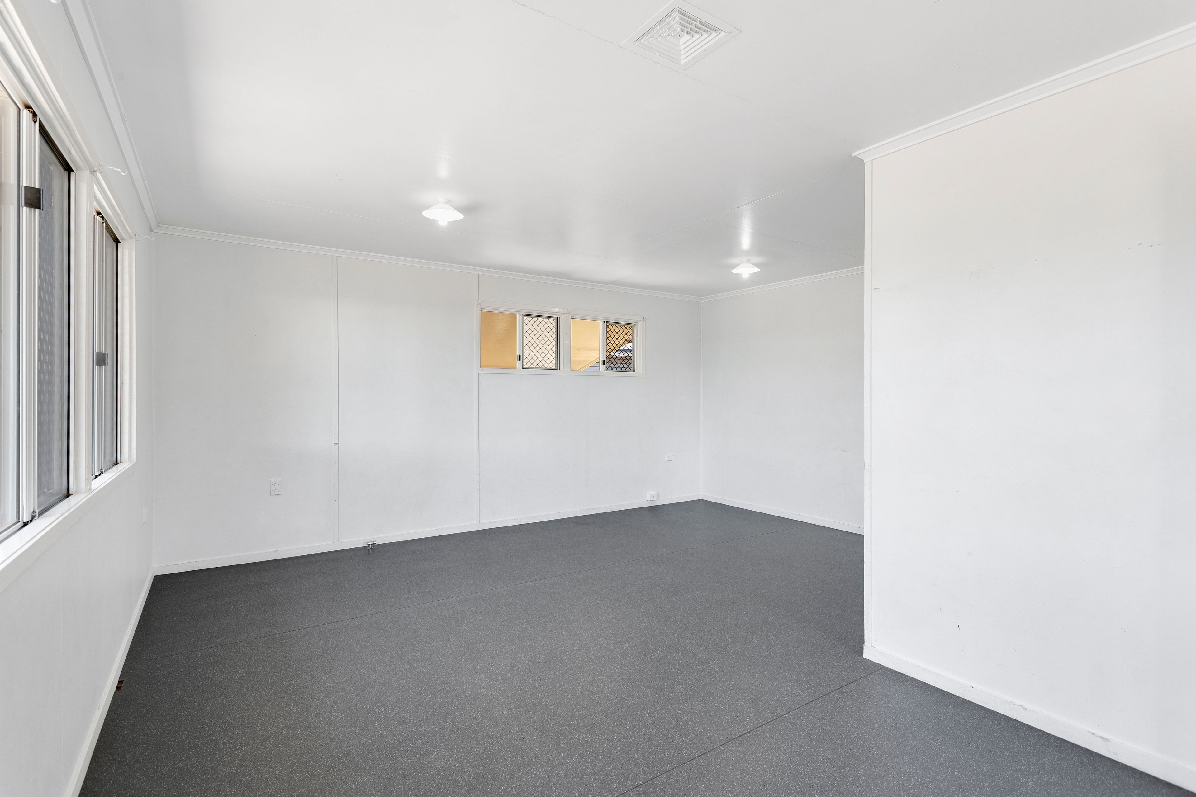 3 Martin Place, Harristown, QLD 4350