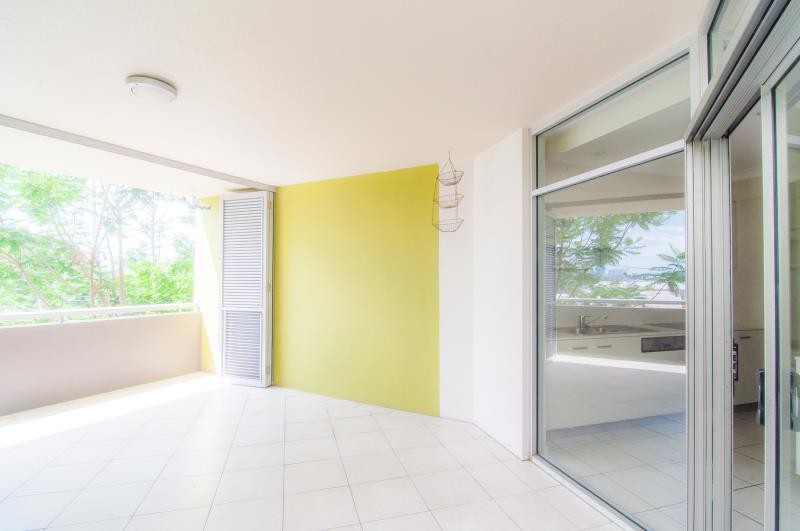 9/8 Ridge Street, Greenslopes, QLD 4120
