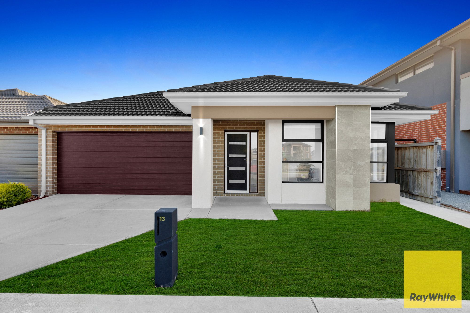 13 Finders Circuit, Truganina VIC 3029