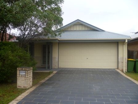 82 Collins Street, Collingwood Park, QLD 4301