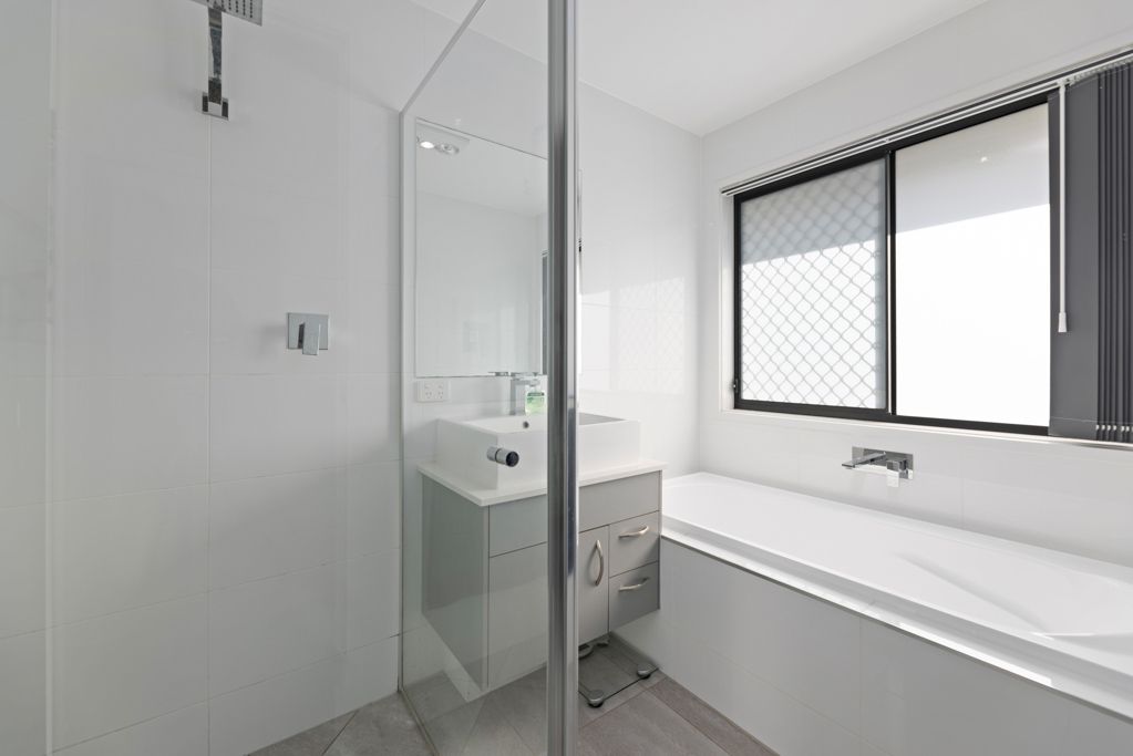 17 Newton Street — photo 13 of 25