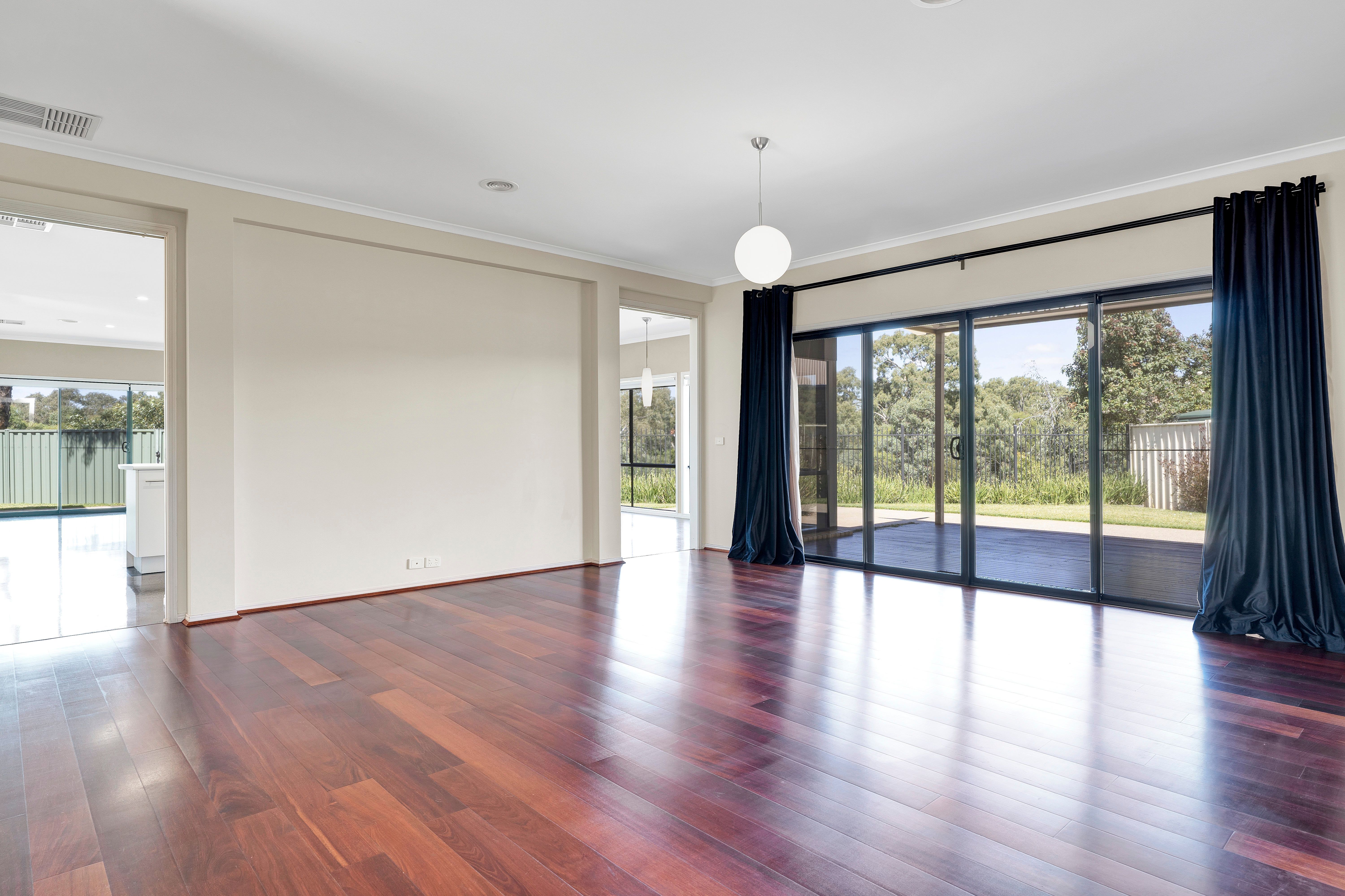 8 Eileen Court, Werribee, VIC 3030