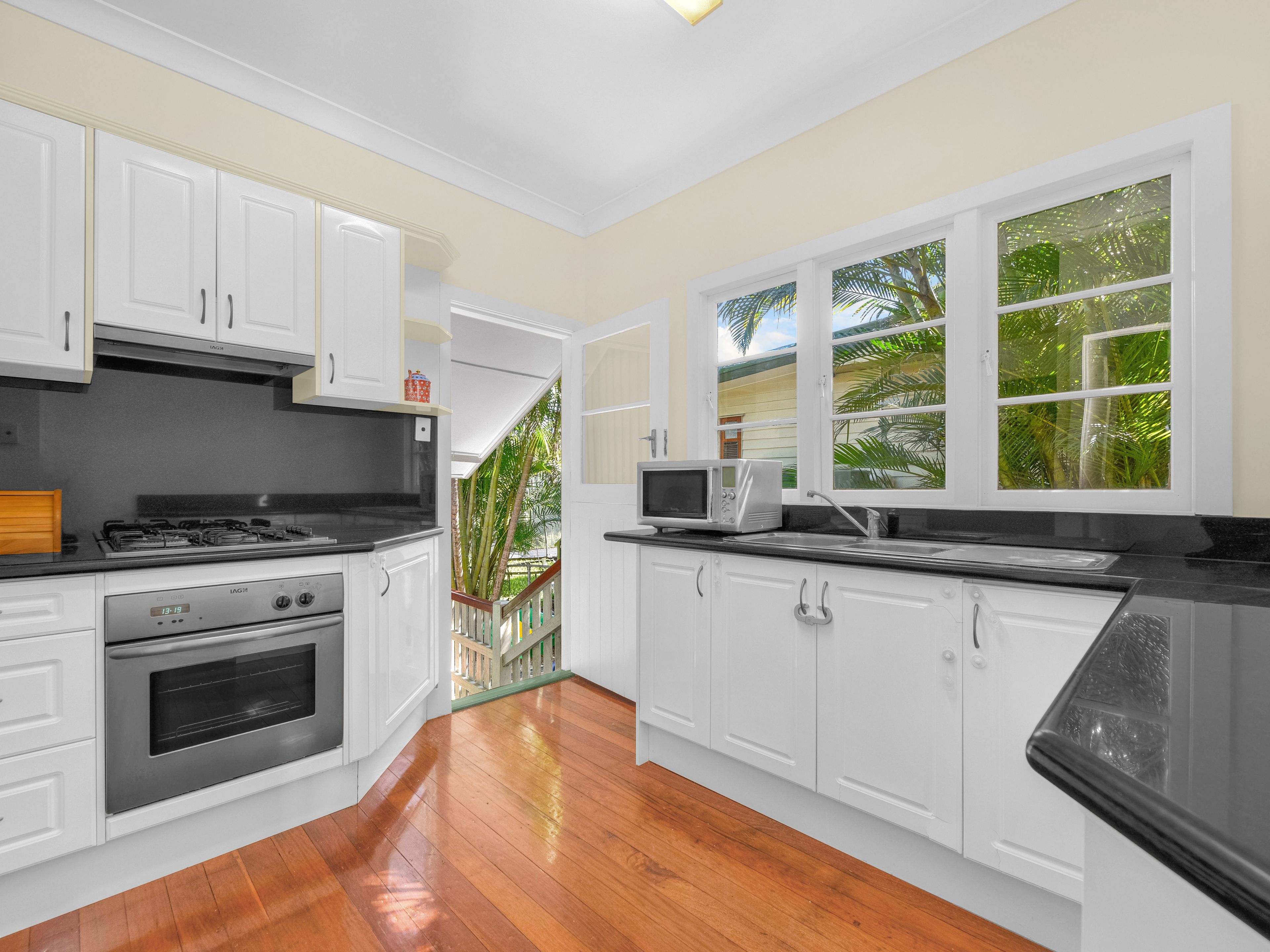 22 Belfast Street, Yeronga, QLD 4104