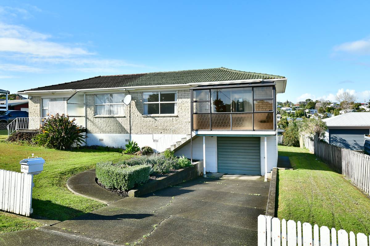 2/941 Whangaparaoa Road, Whangaparaoa, Rodney Real Estate Ray White