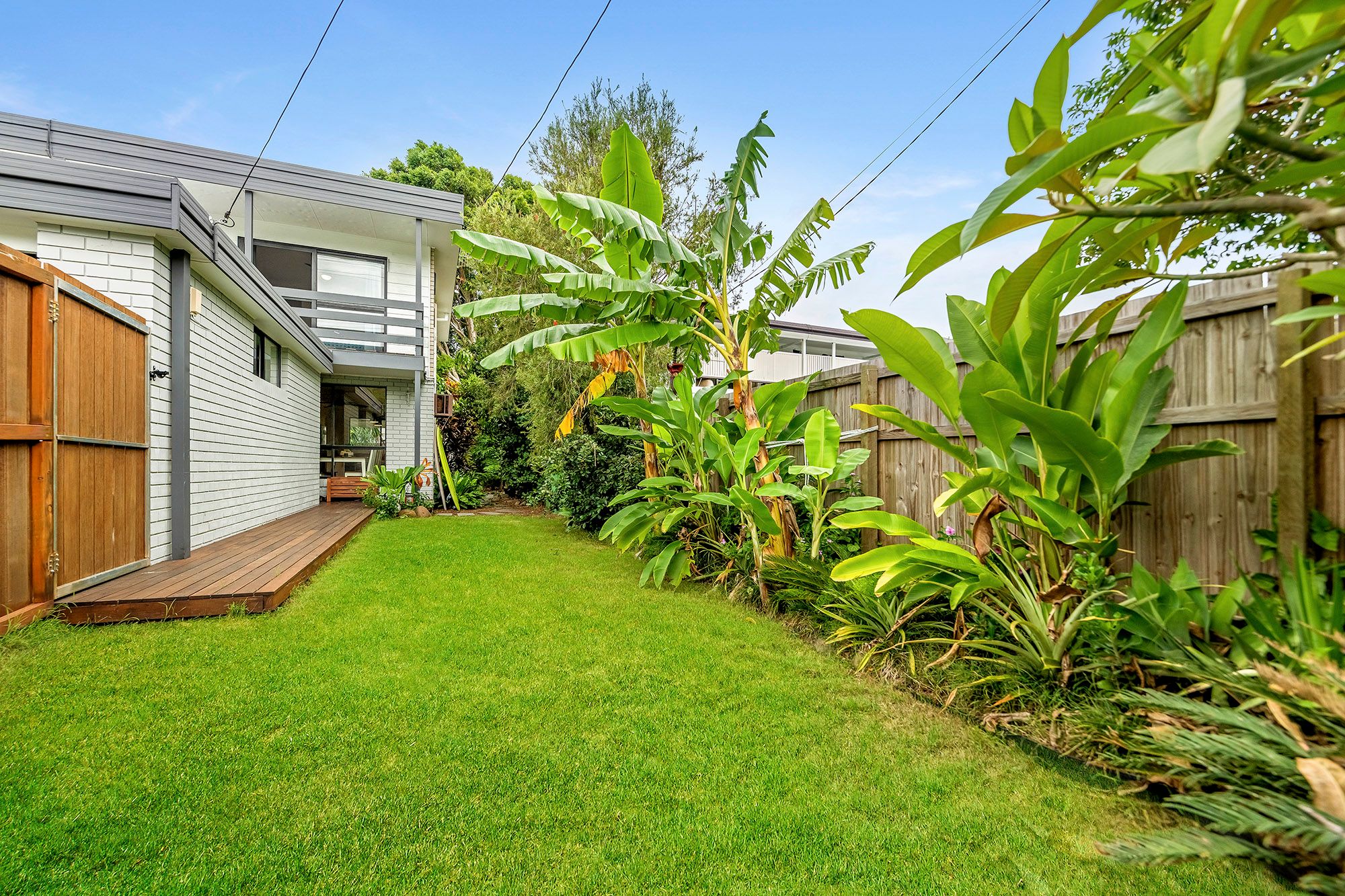 2/9 Tabilban Street, Burleigh Heads, QLD 4220